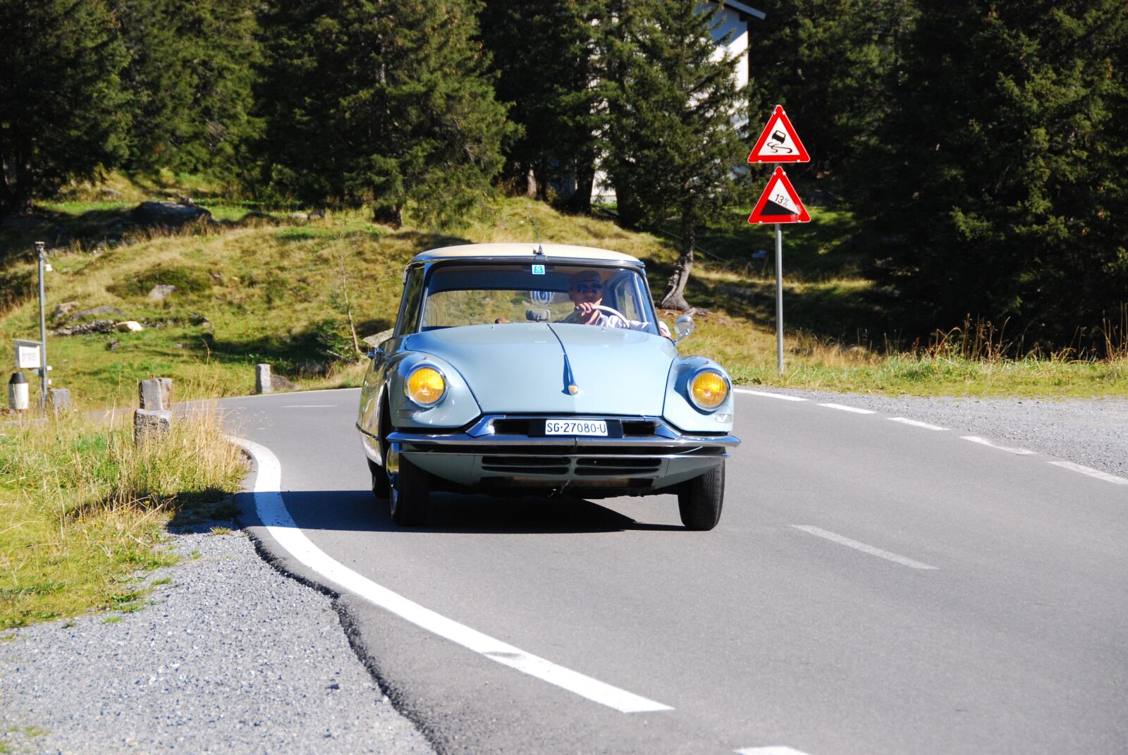 Nikon D80 sample photo. Citroen ds, silvretta, blue photography