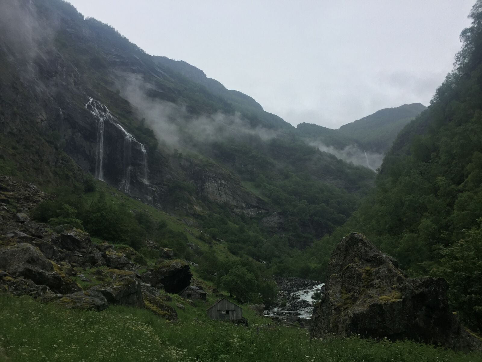 Apple iPhone 6 sample photo. Aurlandsdalen, mountains, nature, norway photography