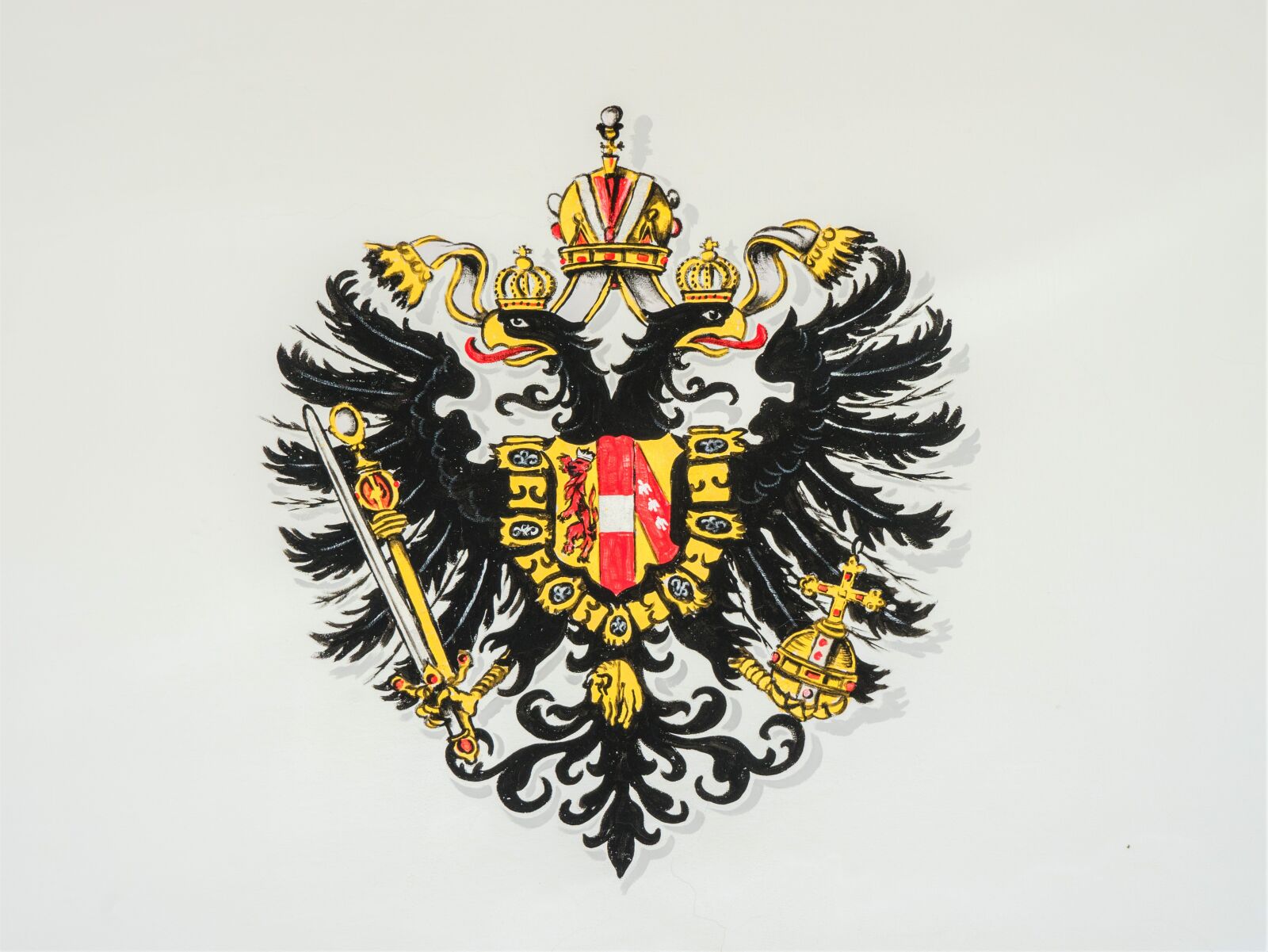 Sony FE 28-70mm F3.5-5.6 OSS sample photo. Coat of arms, habsburg photography