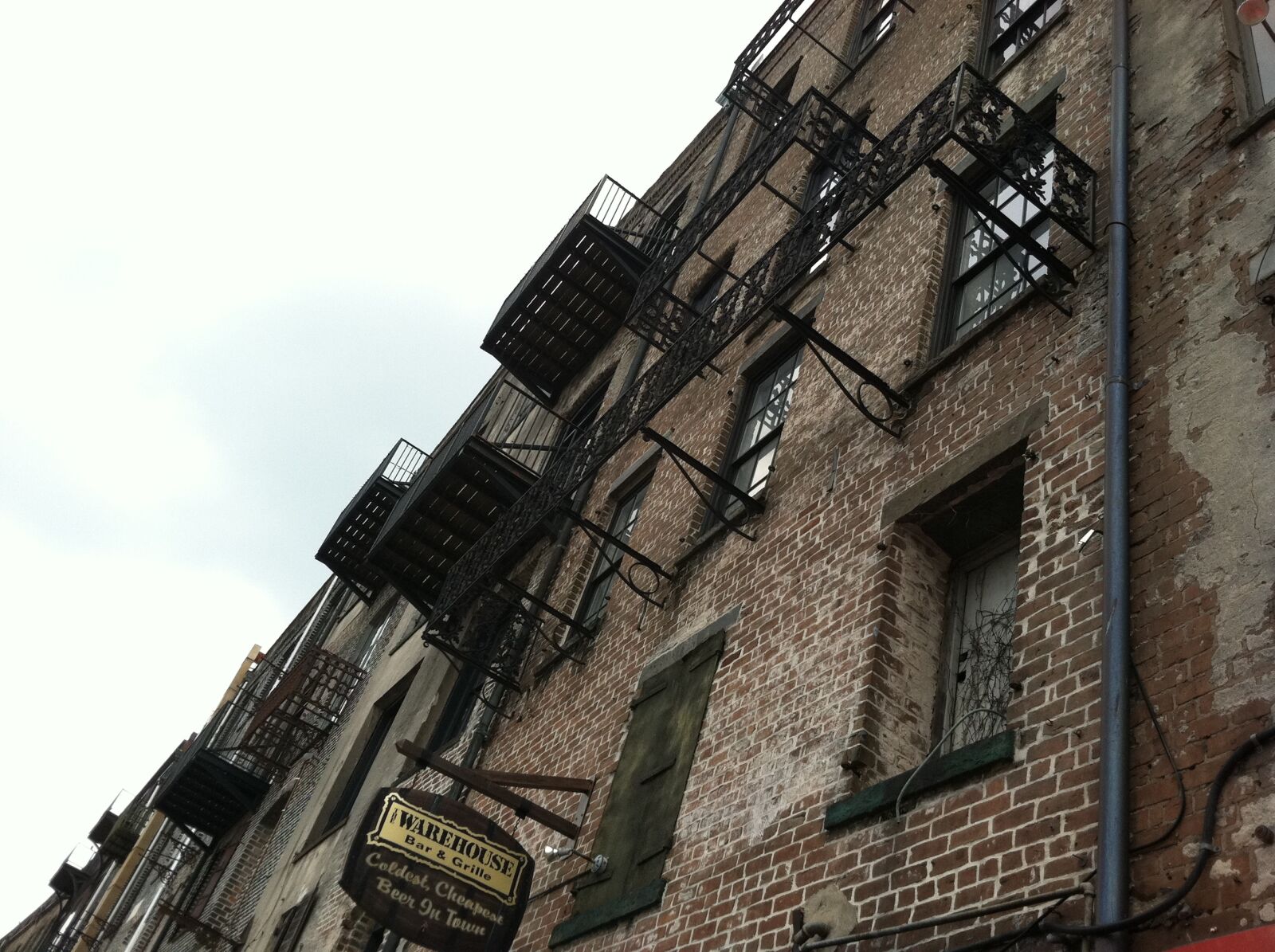 Apple iPhone 4 sample photo. Building, old, architecture photography