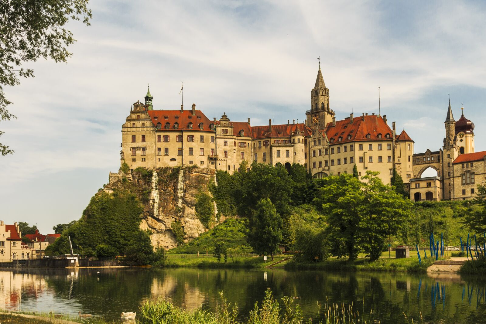 Canon EOS 650D (EOS Rebel T4i / EOS Kiss X6i) sample photo. Sigma wrestle castle, hohenzollern photography
