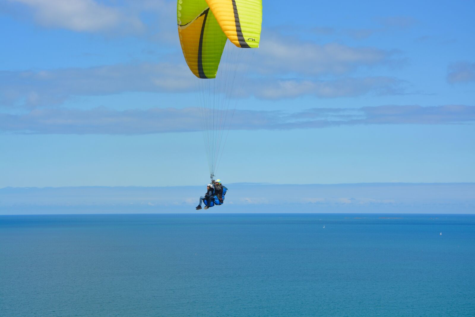 Nikon D5200 sample photo. Paragliding, paraglider, flight over photography