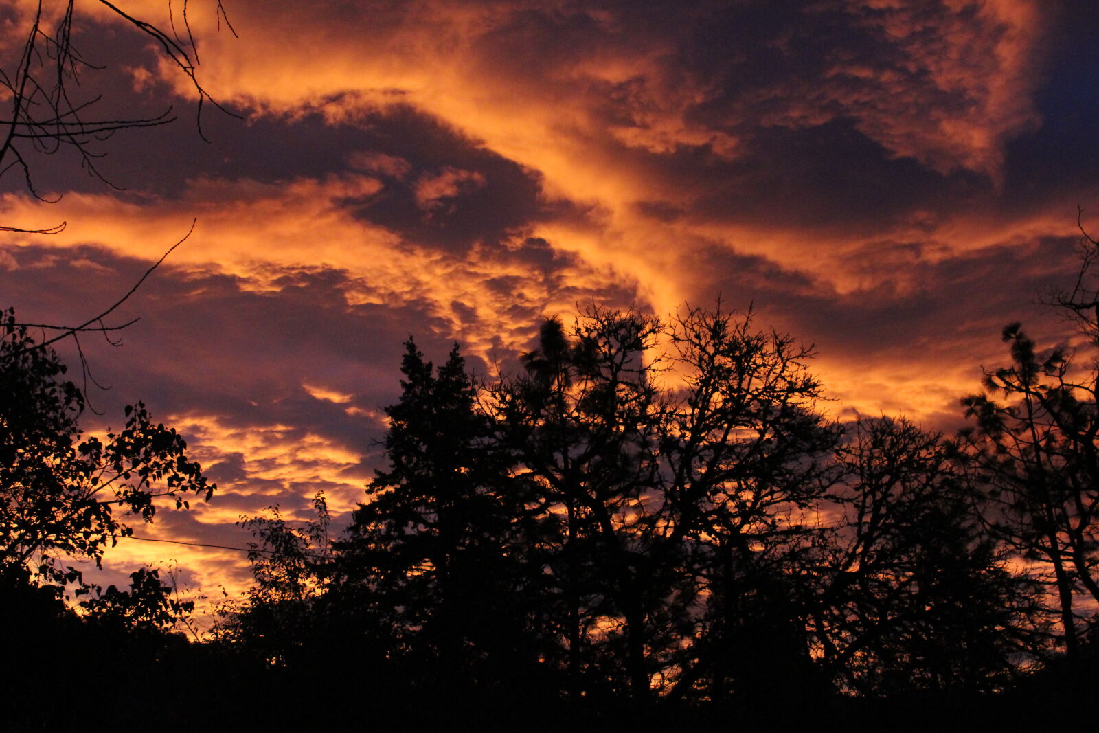 Canon EOS 1200D (EOS Rebel T5 / EOS Kiss X70 / EOS Hi) sample photo. Sunrise photography
