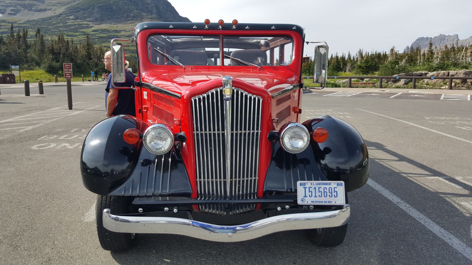 Samsung GALAXY S6 edge sample photo. Glacier national park, bus photography