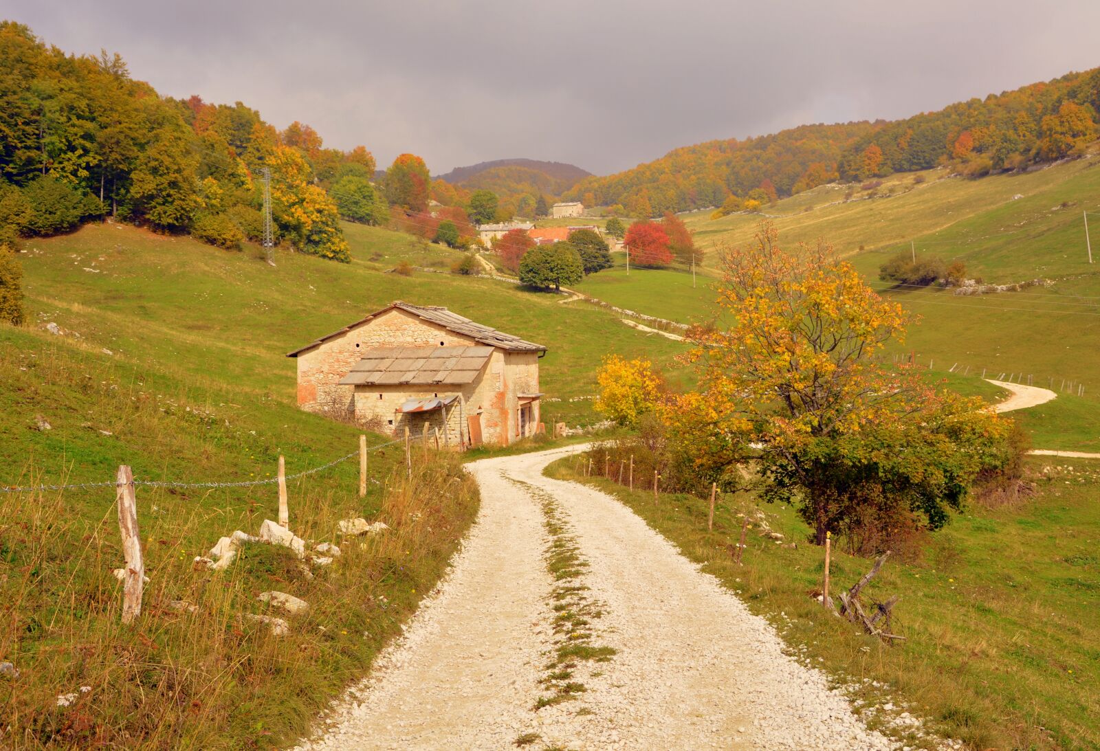 Nikon D7100 sample photo. Road, mountain, house photography