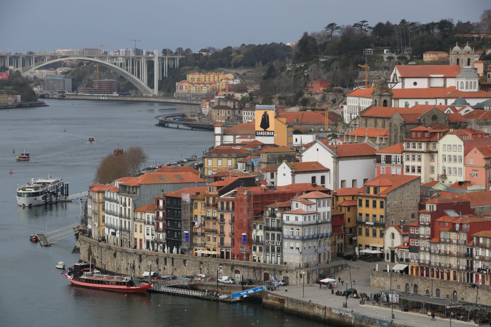 Canon EF-S 15-85mm F3.5-5.6 IS USM sample photo. Portugal, porto, river photography