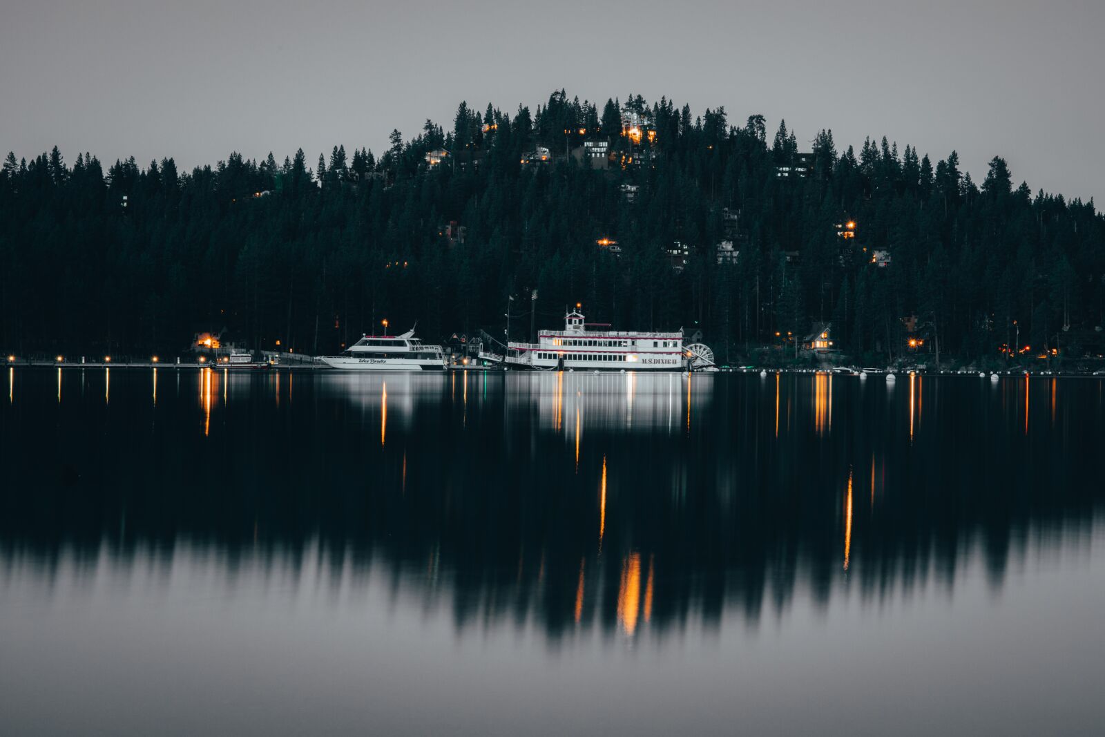 Canon RF 24-105mm F4L IS USM sample photo. Lake, water, landscape photography