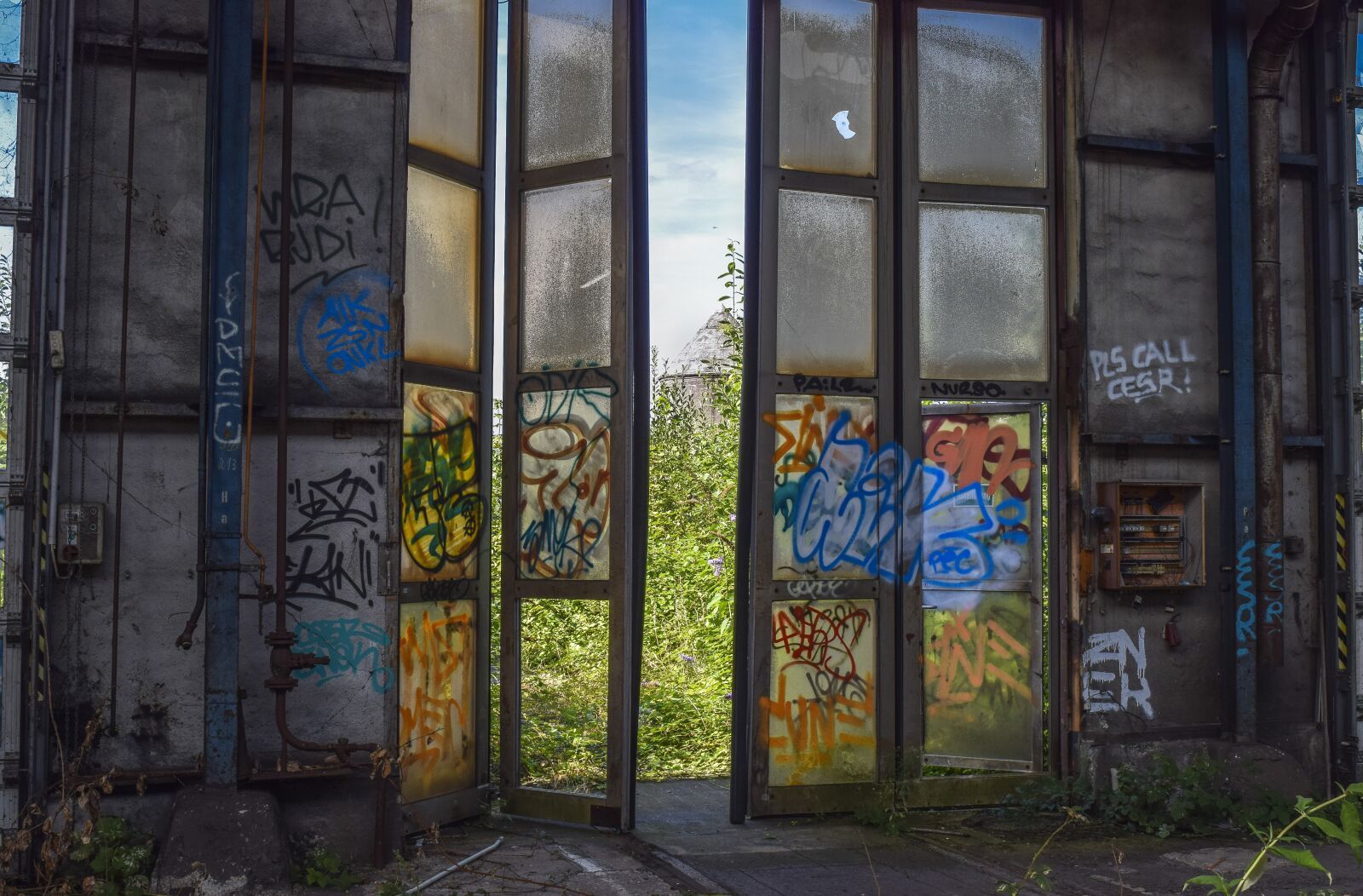 Nikon D3300 sample photo. Lost places, hall, pforphoto photography