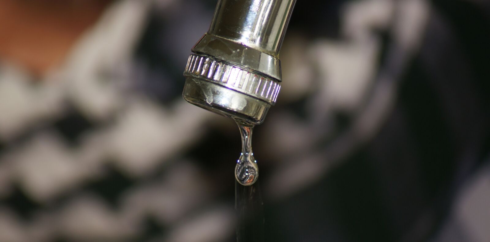 Sony Alpha DSLR-A390 sample photo. The, drop, in photography