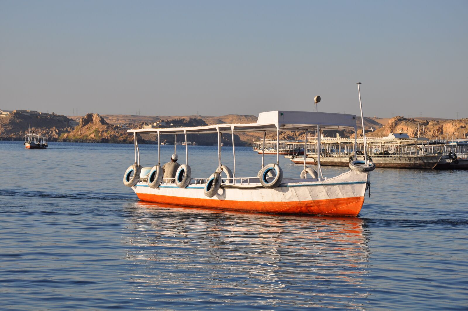 Nikon D90 sample photo. Felucca, egyptian, nile photography