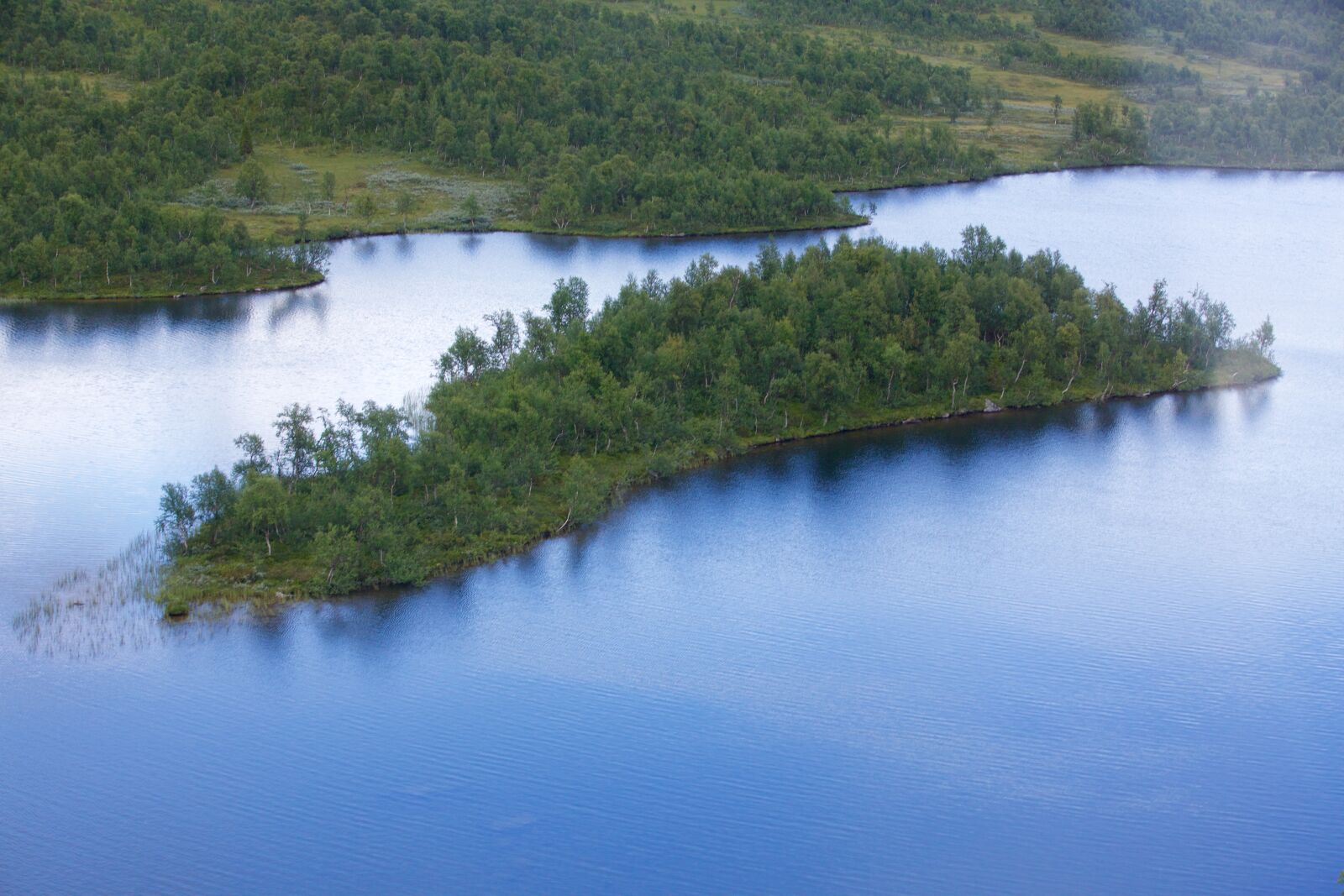 Canon EOS 5D Mark III sample photo. View of helicopter, island photography