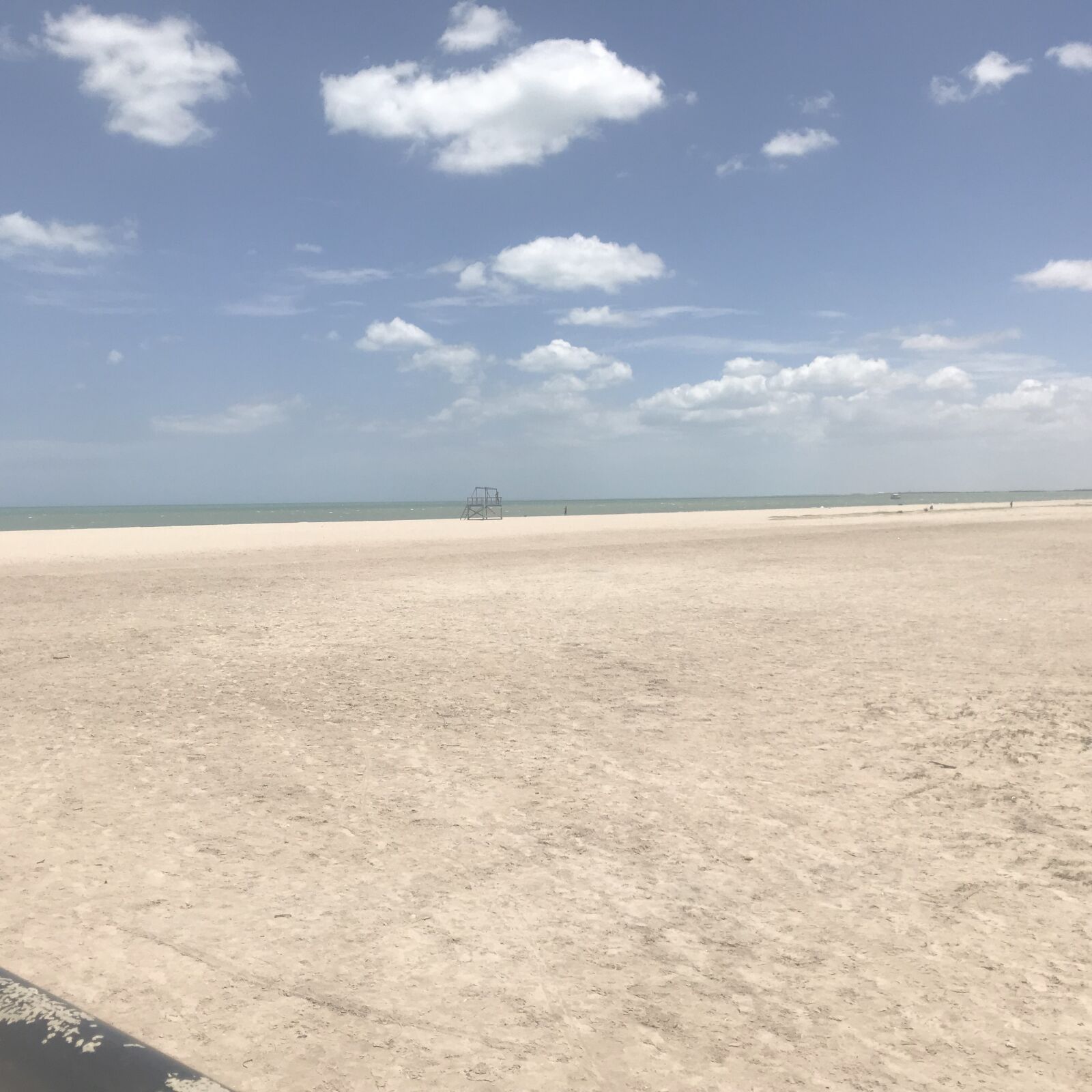 iPhone 7 back camera 3.99mm f/1.8 sample photo. Arenas, riohacha, nubes photography