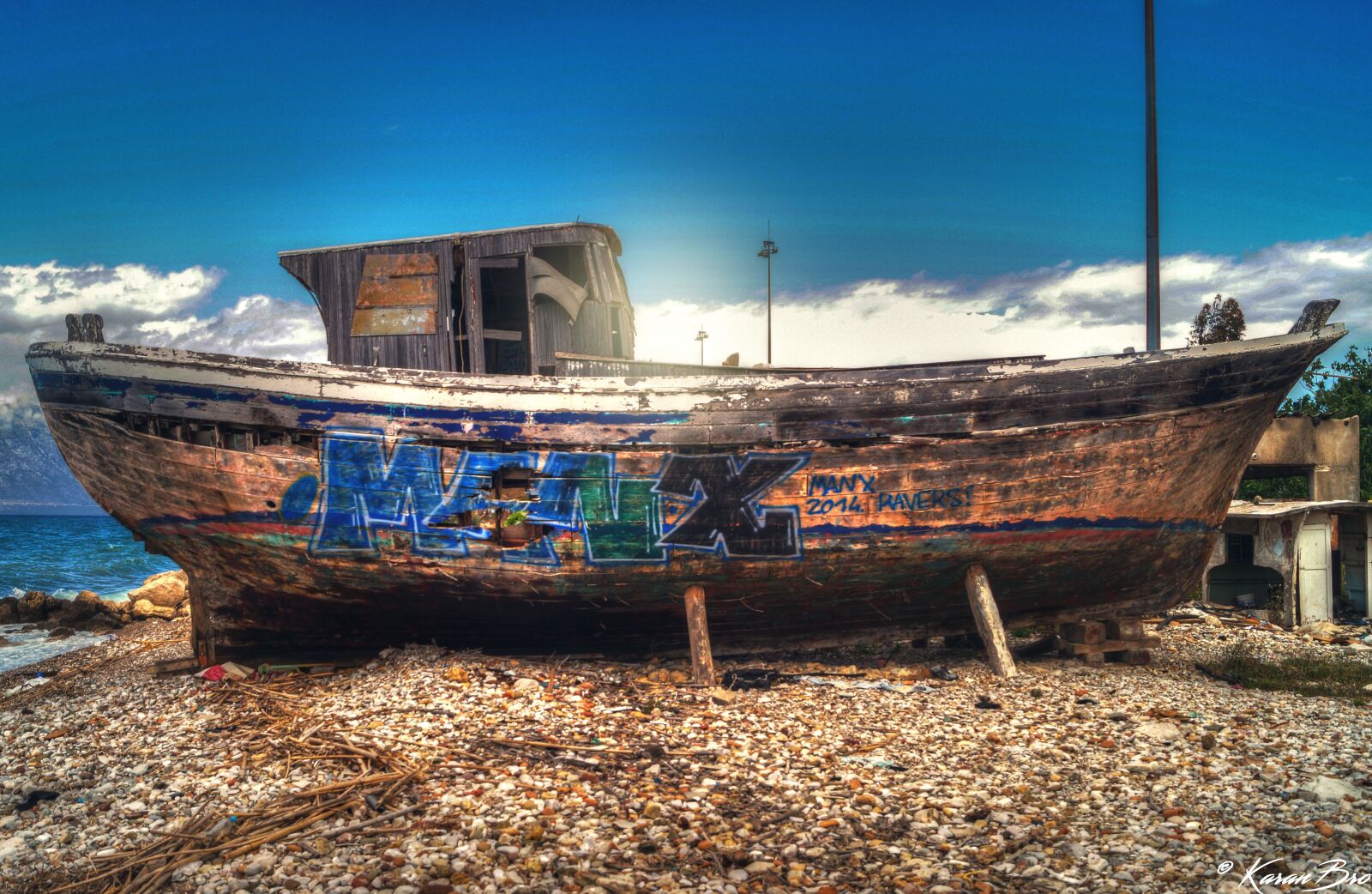 Sony DT 18-55mm F3.5-5.6 SAM II sample photo. Ship, boat, hdr photography