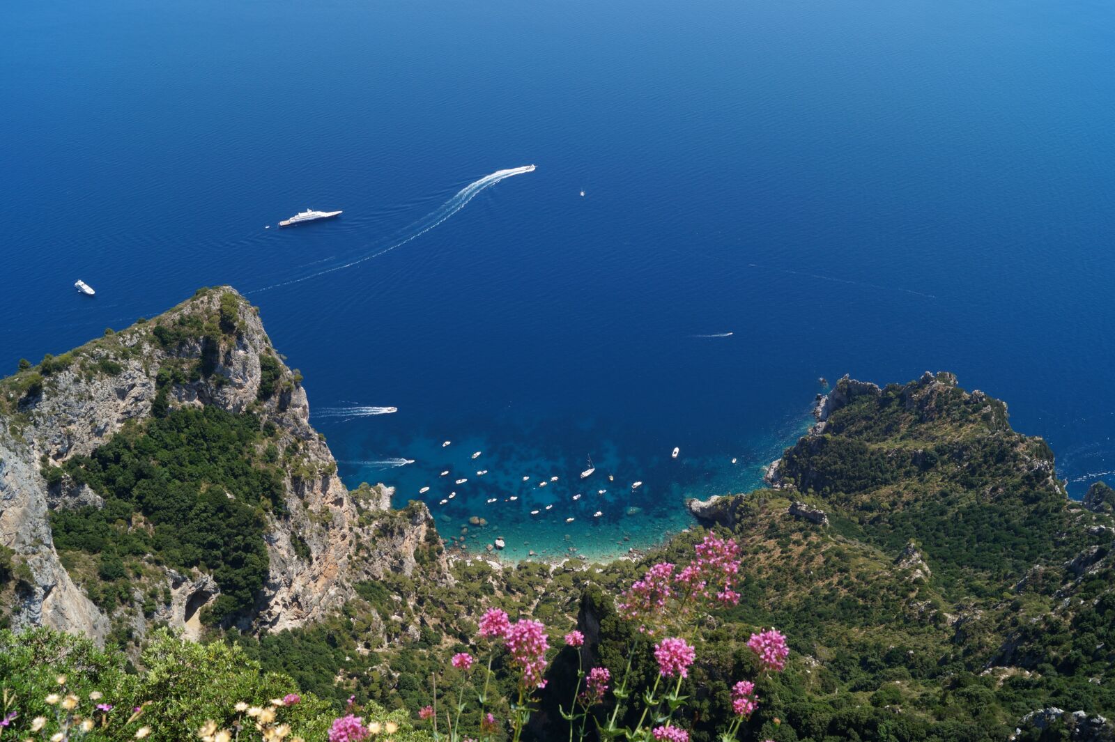 Sony DT 18-55mm F3.5-5.6 SAM II sample photo. Italy, landscape, capri photography