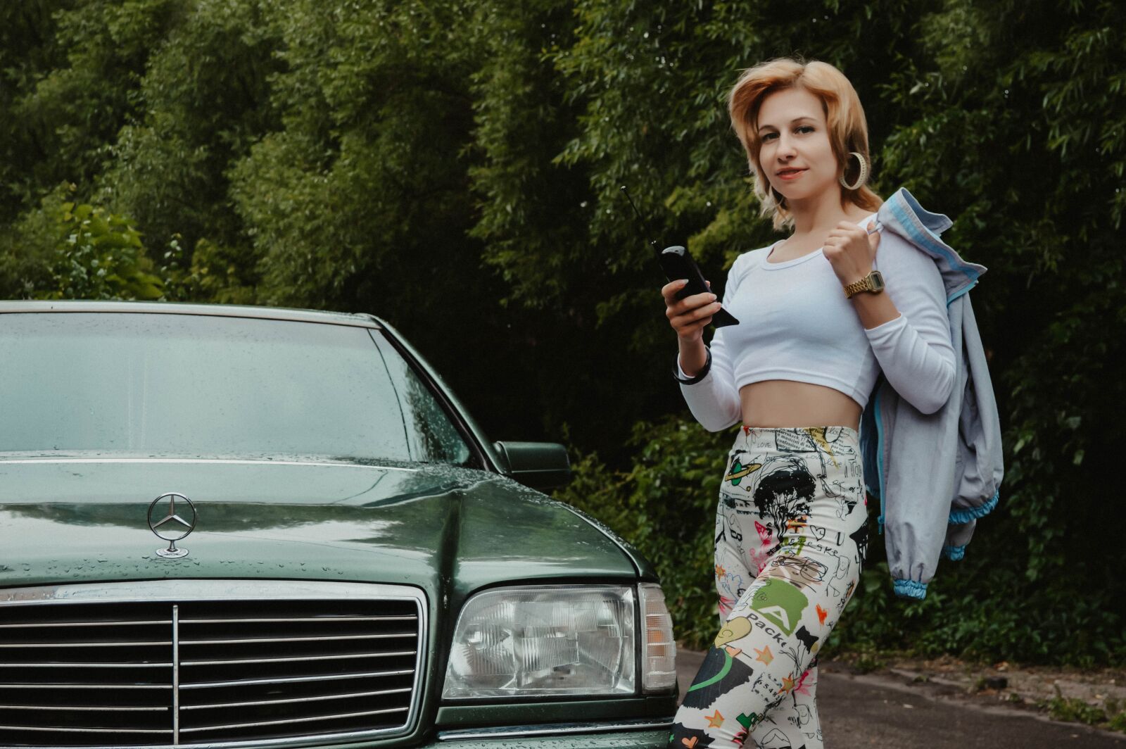 Nikon D3200 sample photo. Mercedes, 90s, hood photography