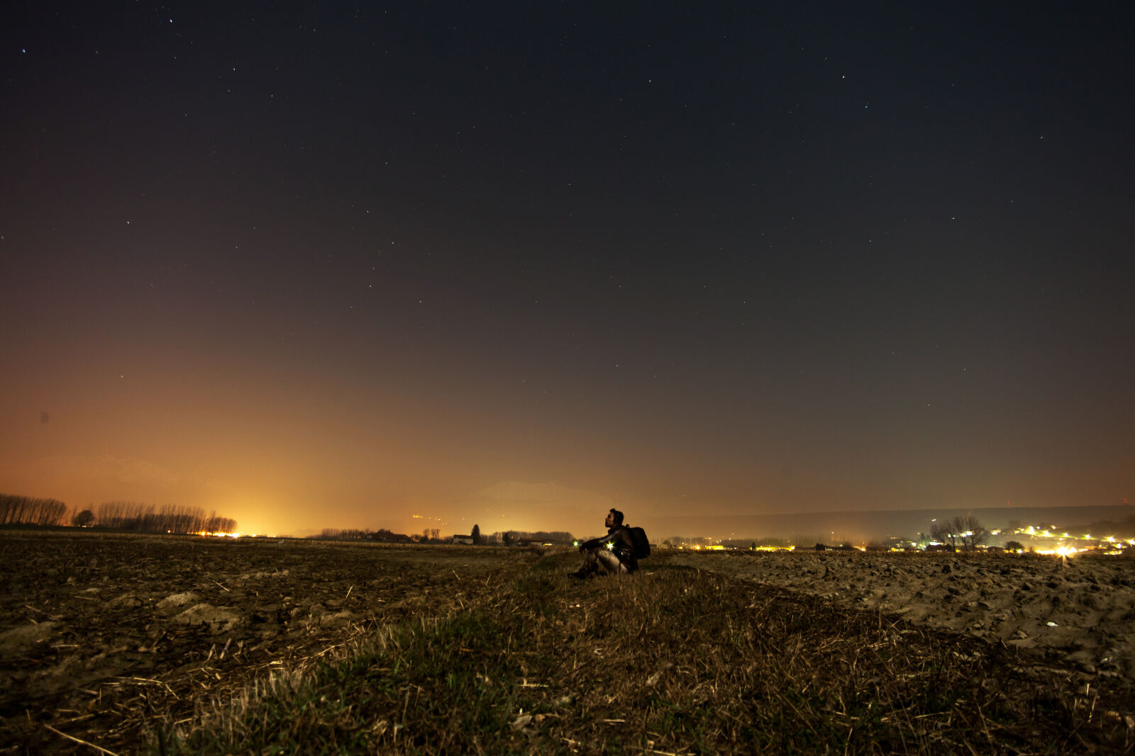 Canon EOS 5D Mark II + Canon EF 35-80mm f/4-5.6 sample photo. Country, man, night, person photography