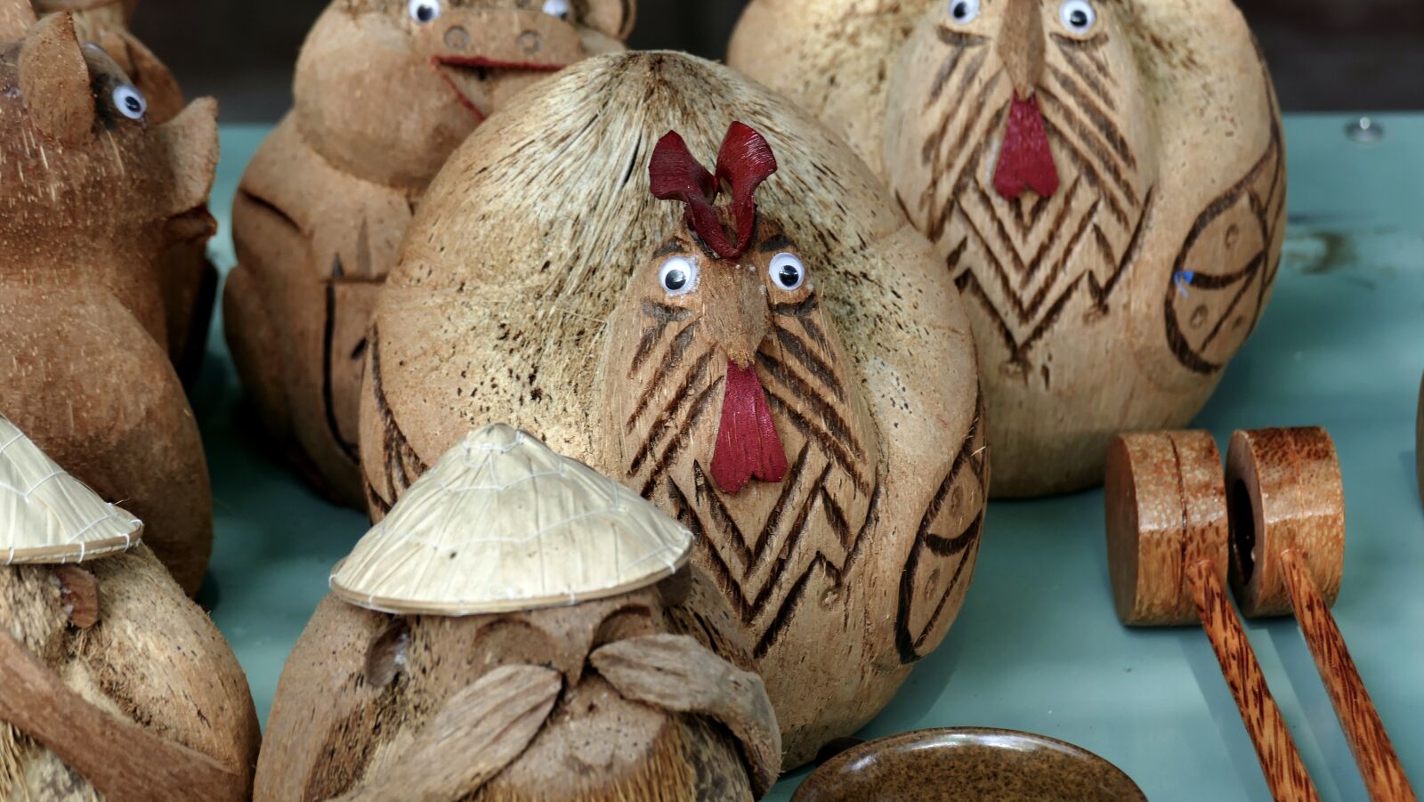 Panasonic Lumix DMC-FZ1000 sample photo. Crafts, handicraft, the art photography