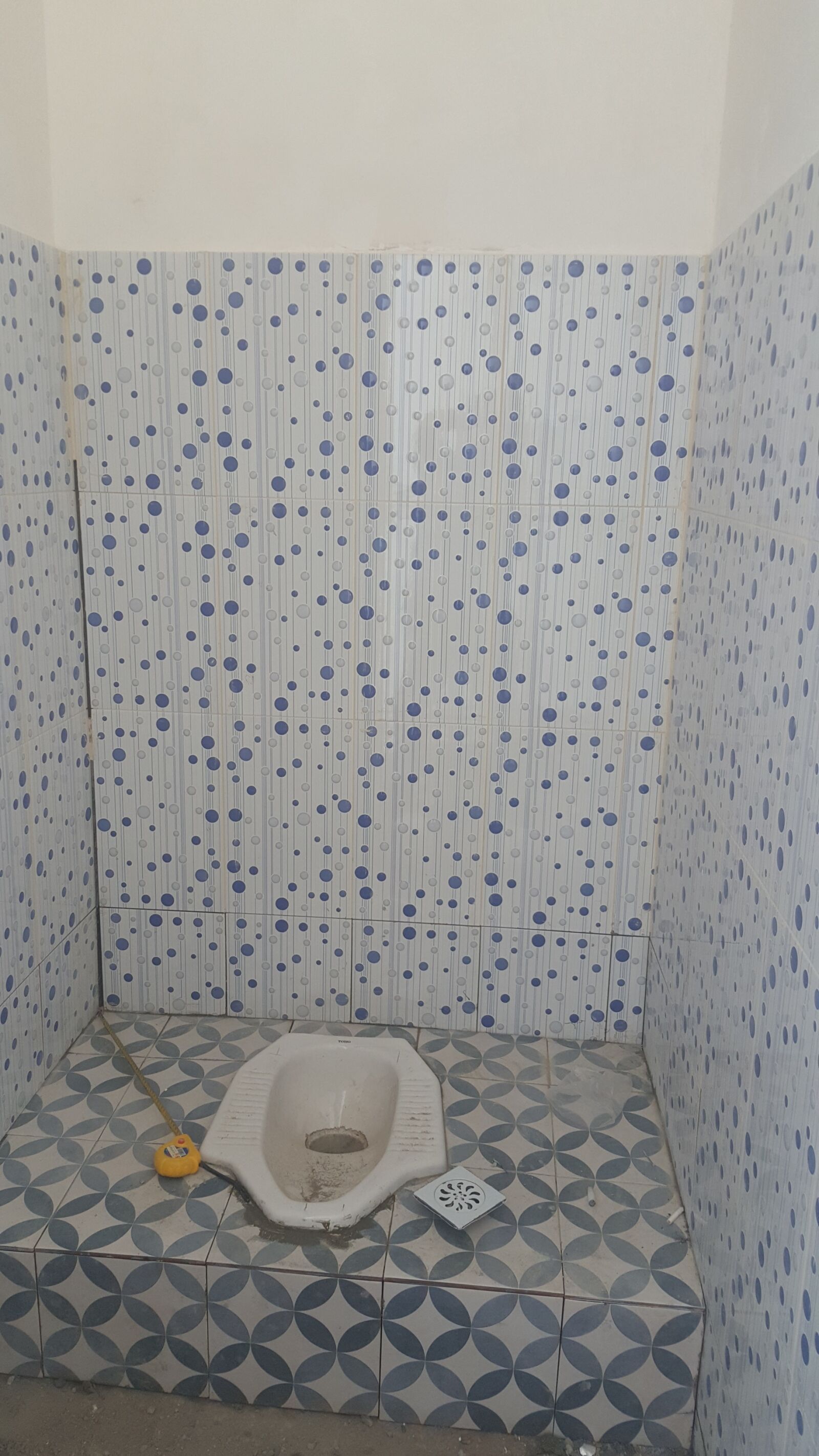 Samsung Galaxy Note5 sample photo. Wall, toilet, wc photography