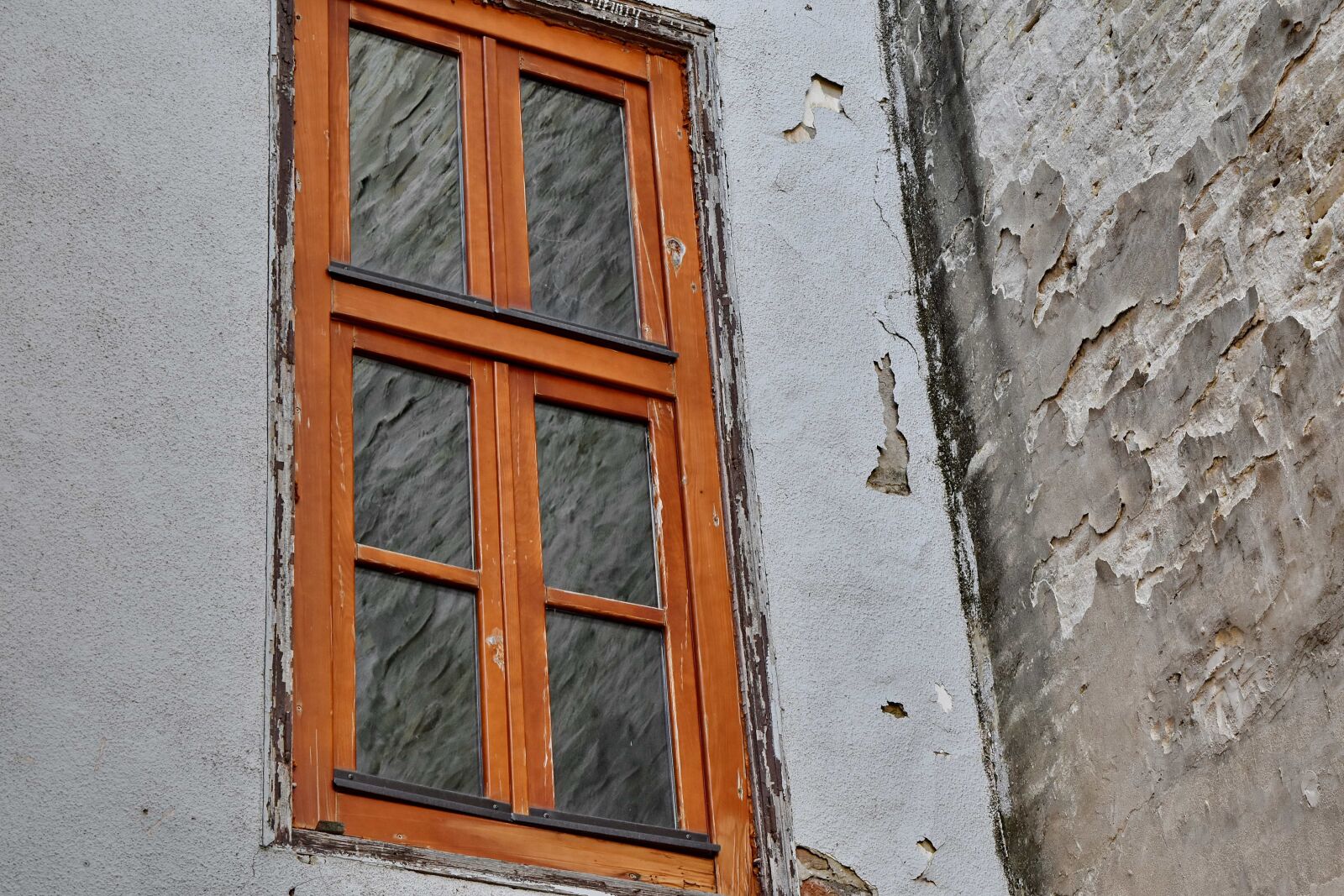 Nikon D5500 sample photo. Wall, window, old, house photography