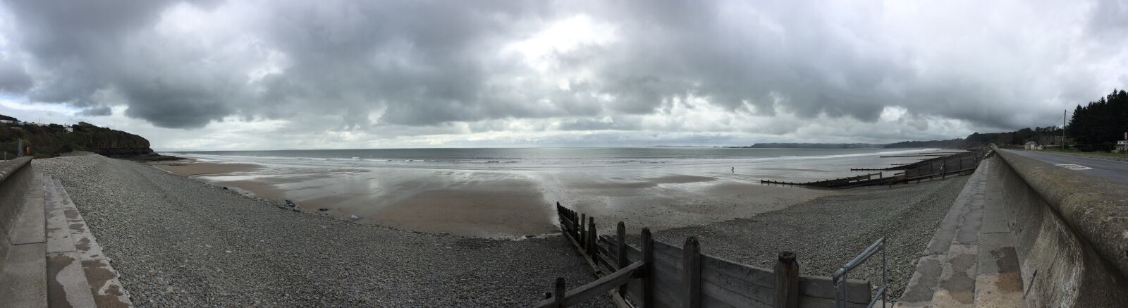 iPhone 6 back camera 4.15mm f/2.2 sample photo. Beach, panoramic, sea photography