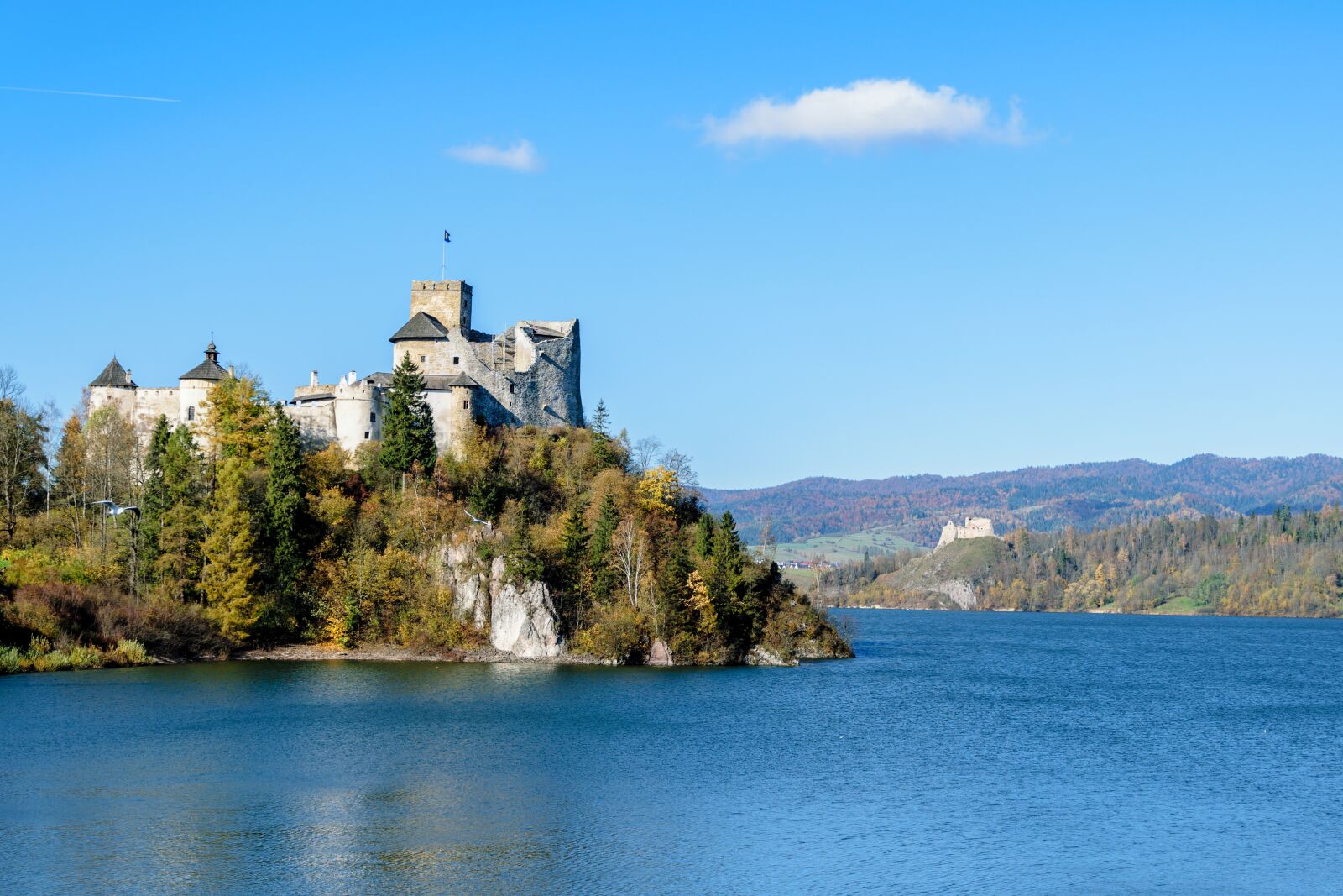 Nikon D5300 sample photo. Old castle, lake, mountains photography