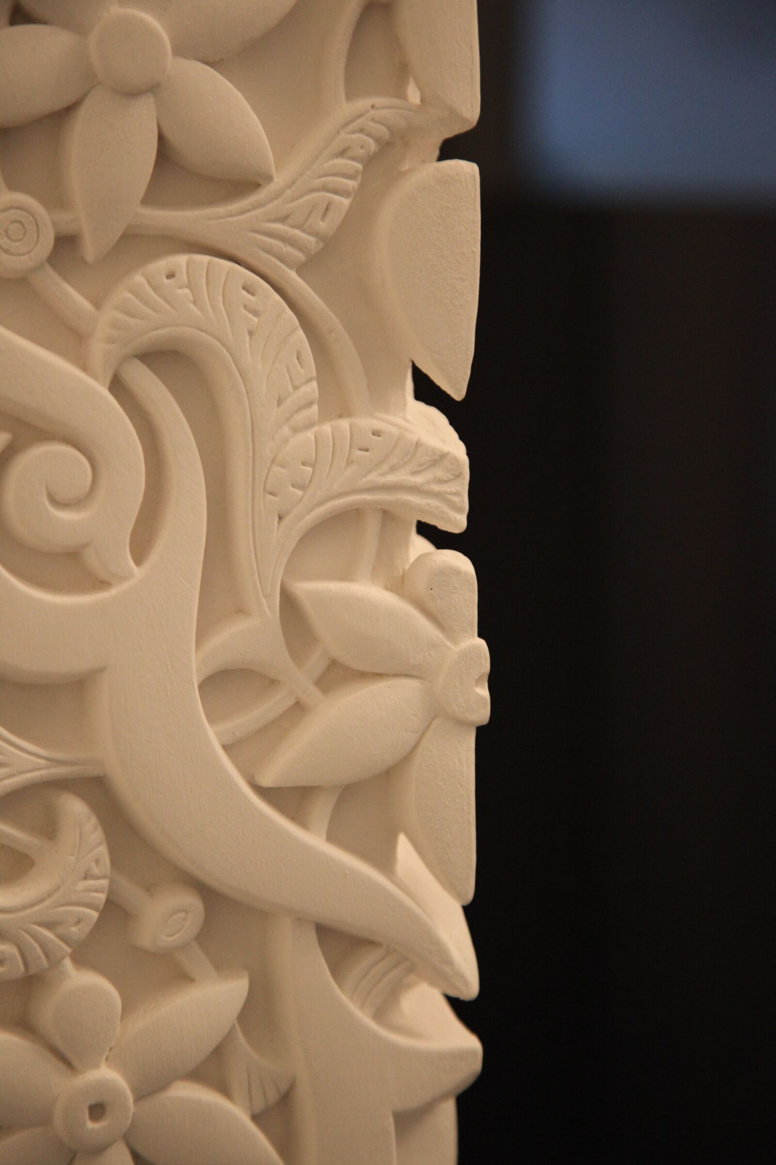 Canon EOS 5D Mark II sample photo. Stucco, relief, ornament photography