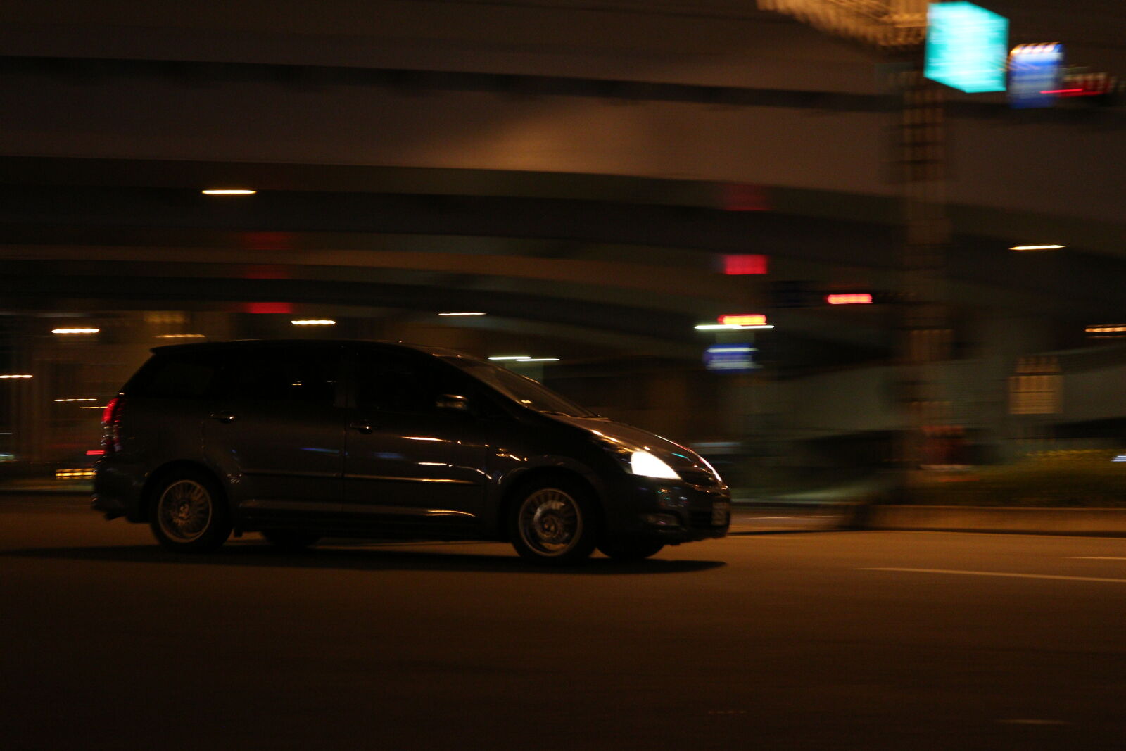 Canon EOS M sample photo
