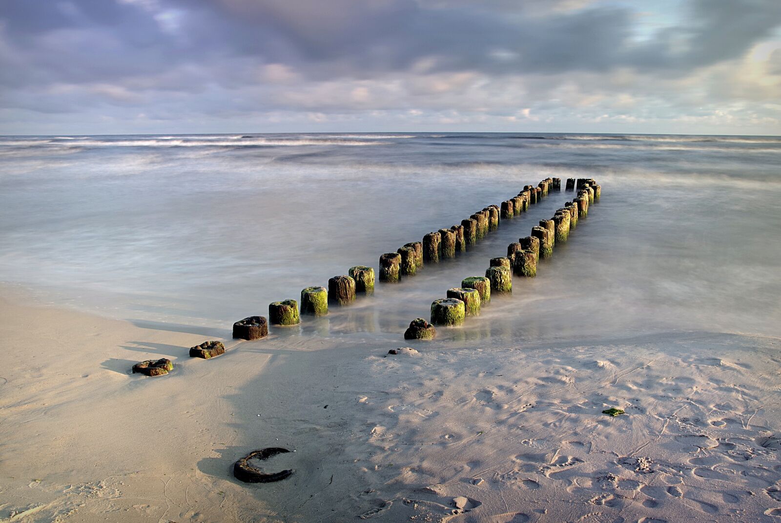 Pentax K-S2 sample photo. Breakwater, sea, beach photography
