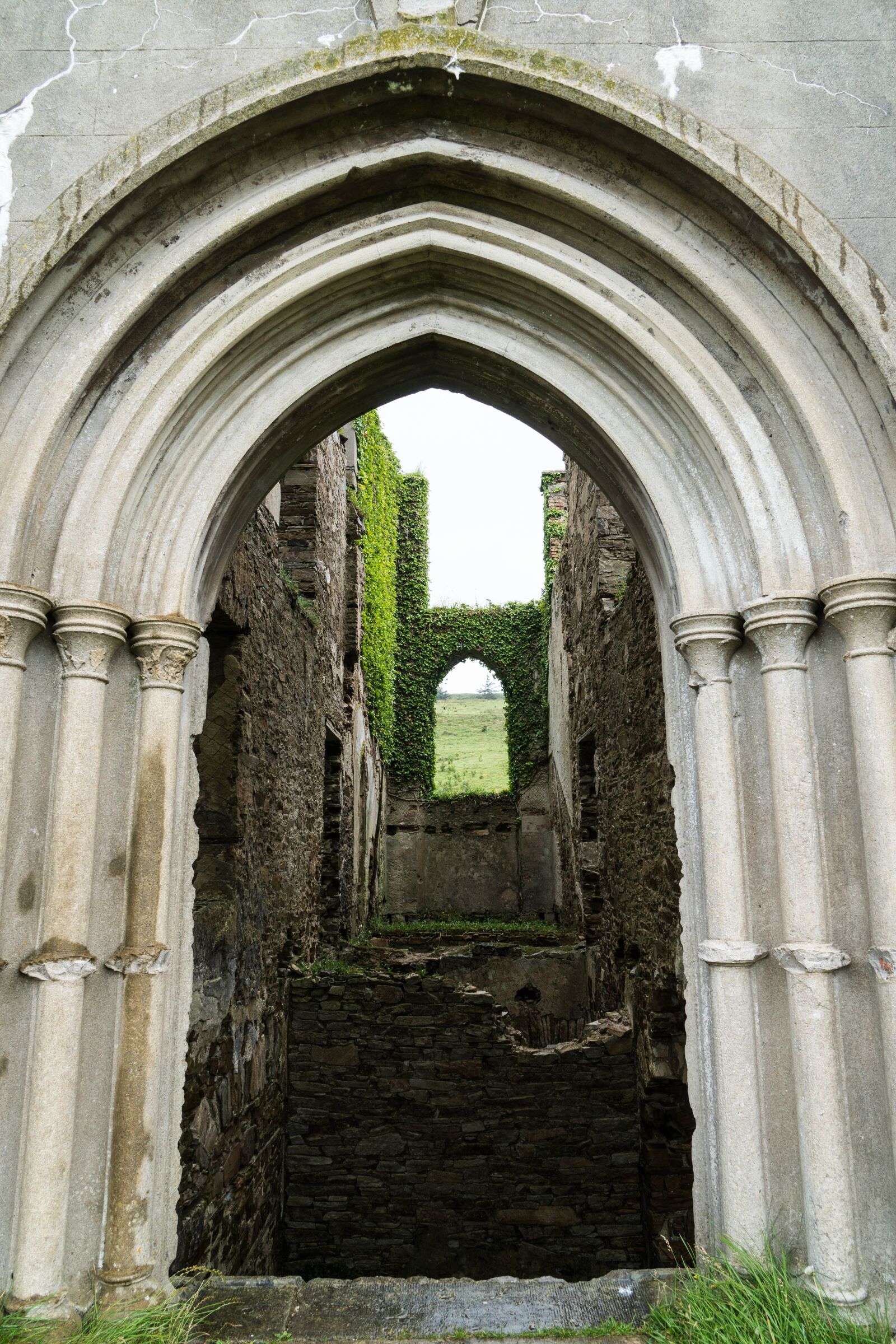 Sony a6500 + Sony Vario-Tessar T* E 16-70mm F4 ZA OSS sample photo. Castle, ruin, middle ages photography