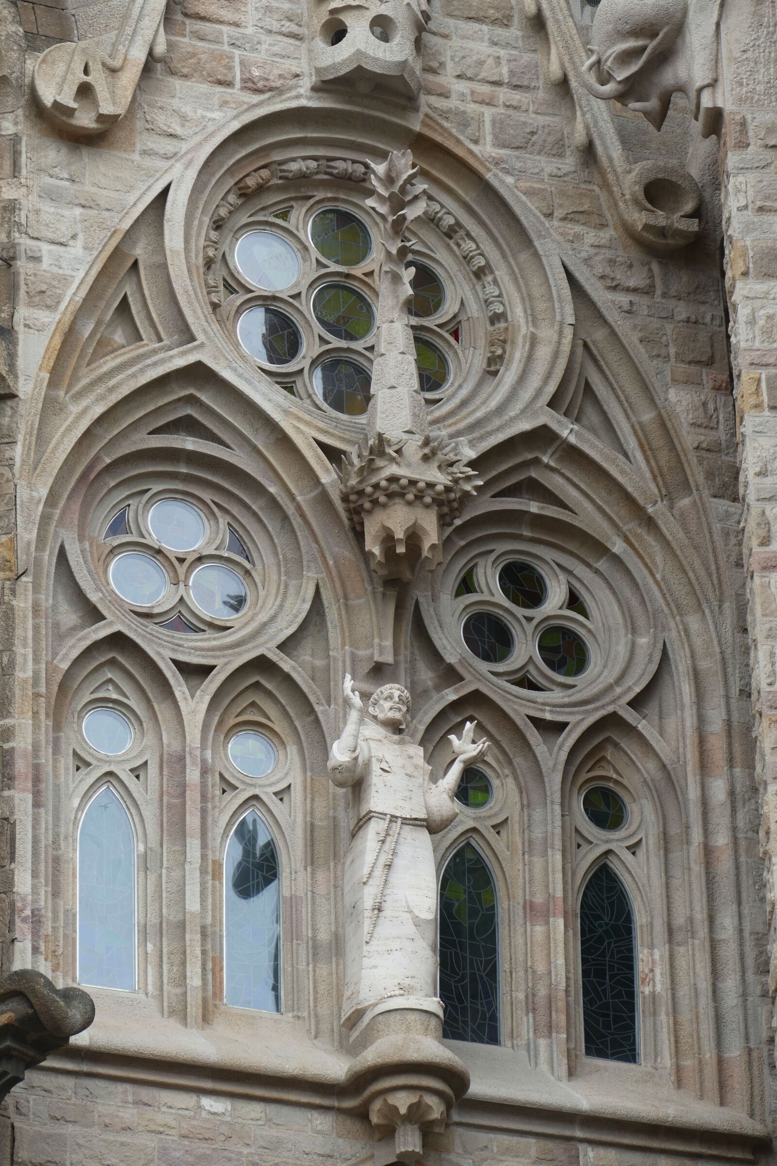 Panasonic Lumix DMC-FZ1000 sample photo. Barcelona, spain, church photography