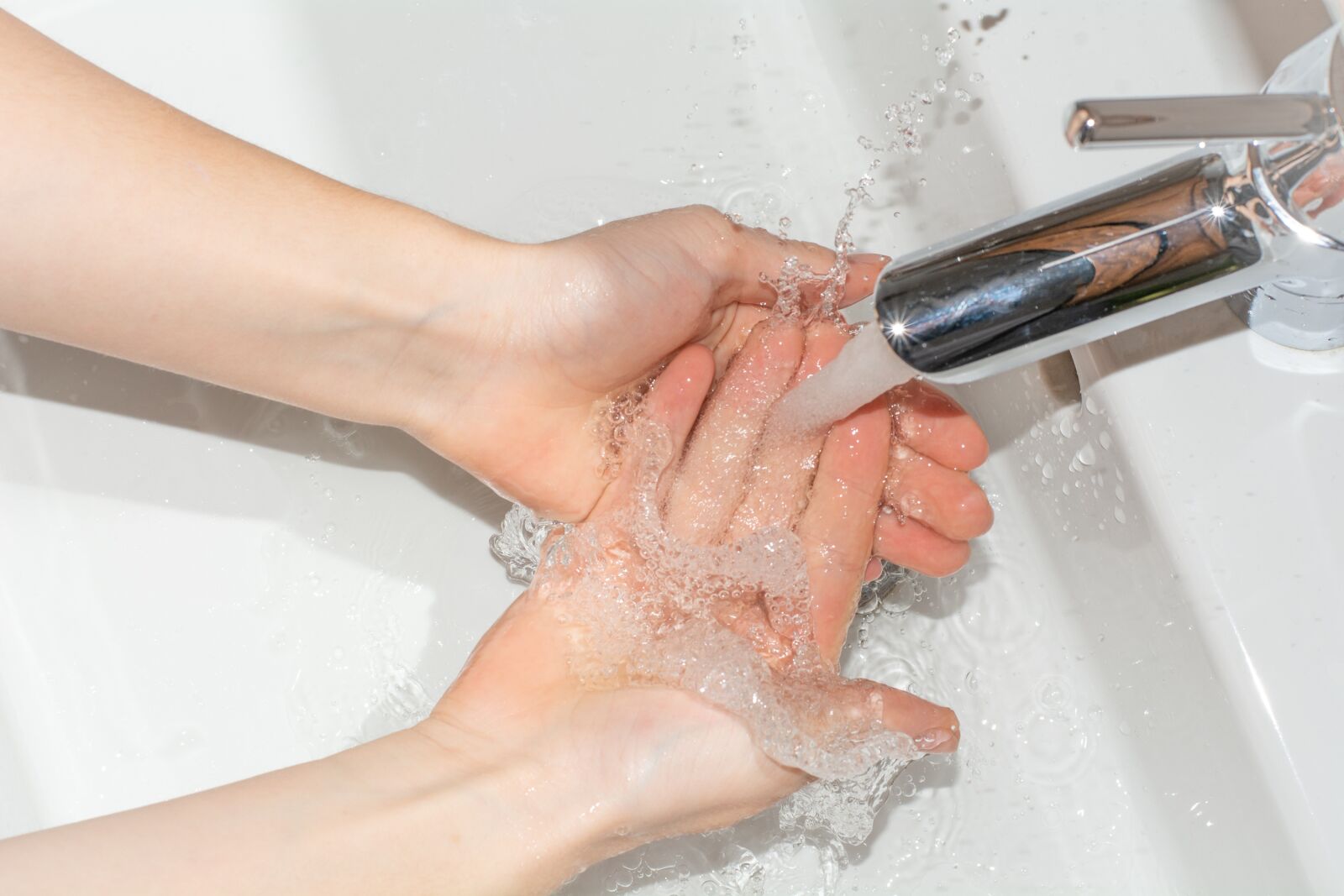 Nikon D7100 sample photo. Wash hands, water, hands photography