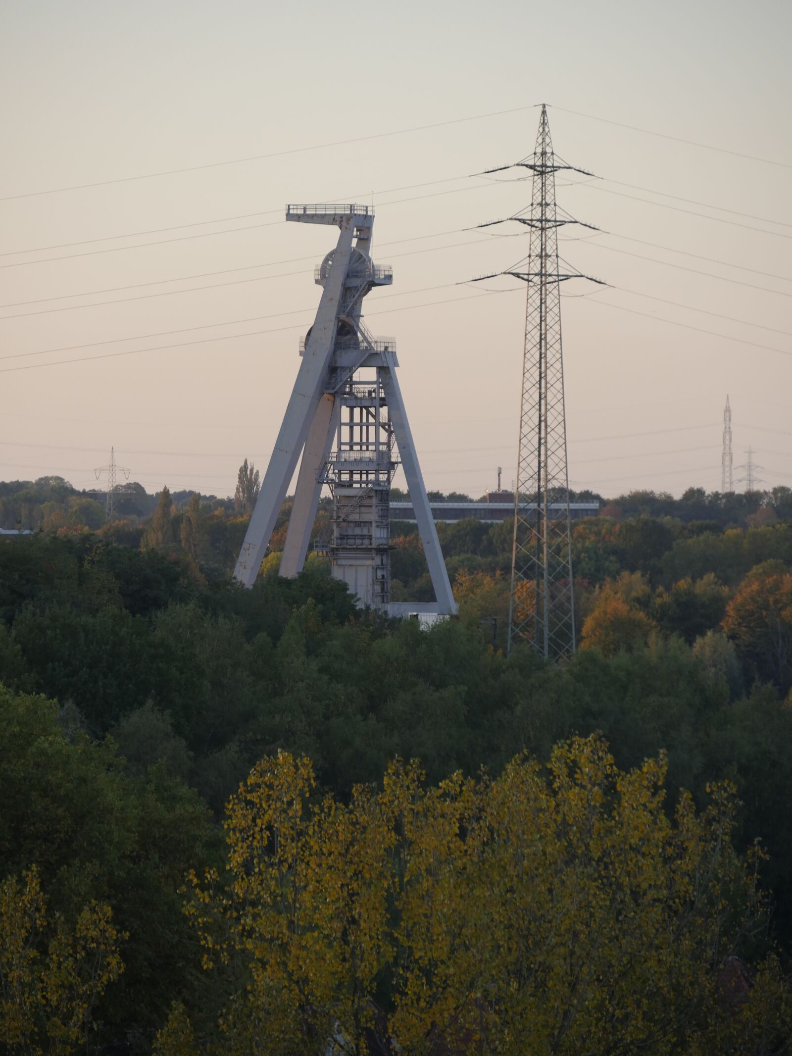 Panasonic Lumix DMC-GH4 sample photo. Ruhr area, gelsenkirchen, headframe photography