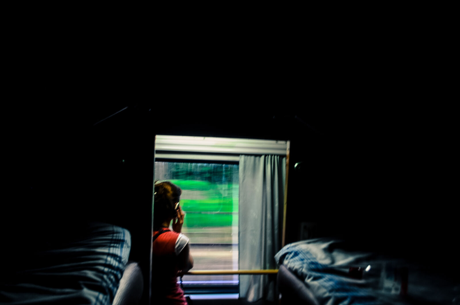 Nikon D5000 sample photo. Adventure, bed, dark, one photography