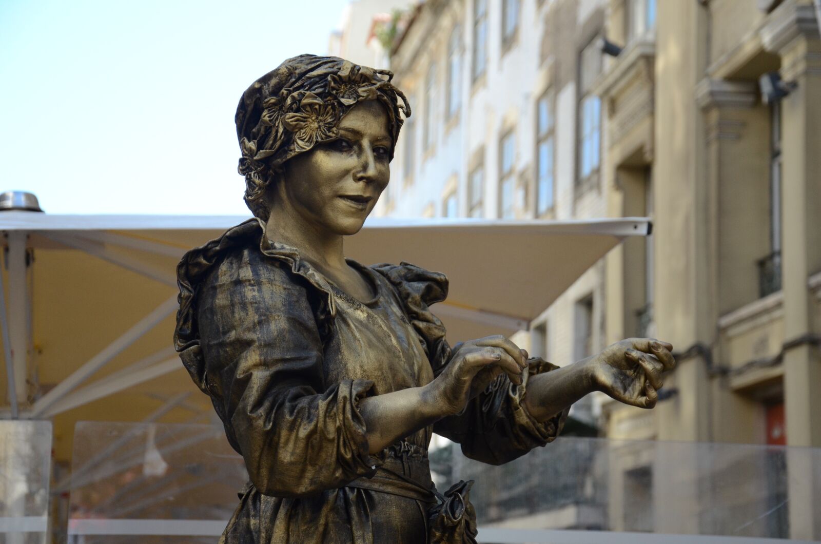 Nikon D7000 sample photo. Human statue, statue, street photography