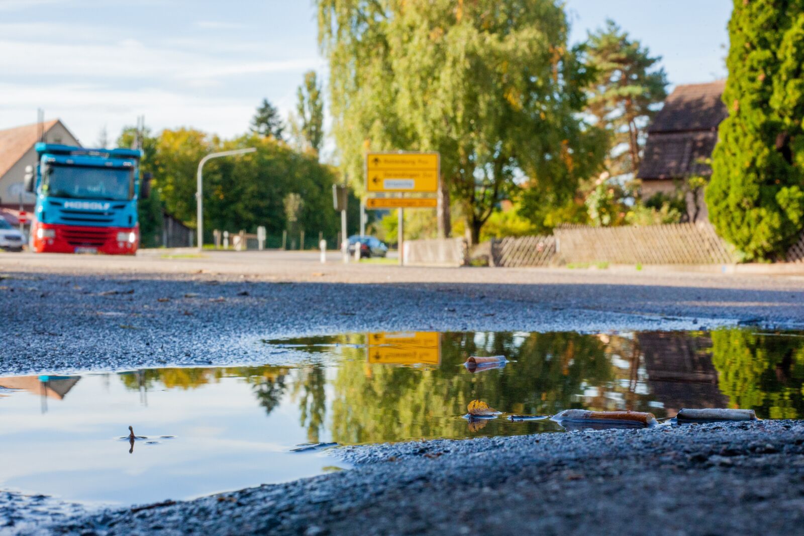 Canon EF 50mm F1.8 II sample photo. Truck, road, road scene photography