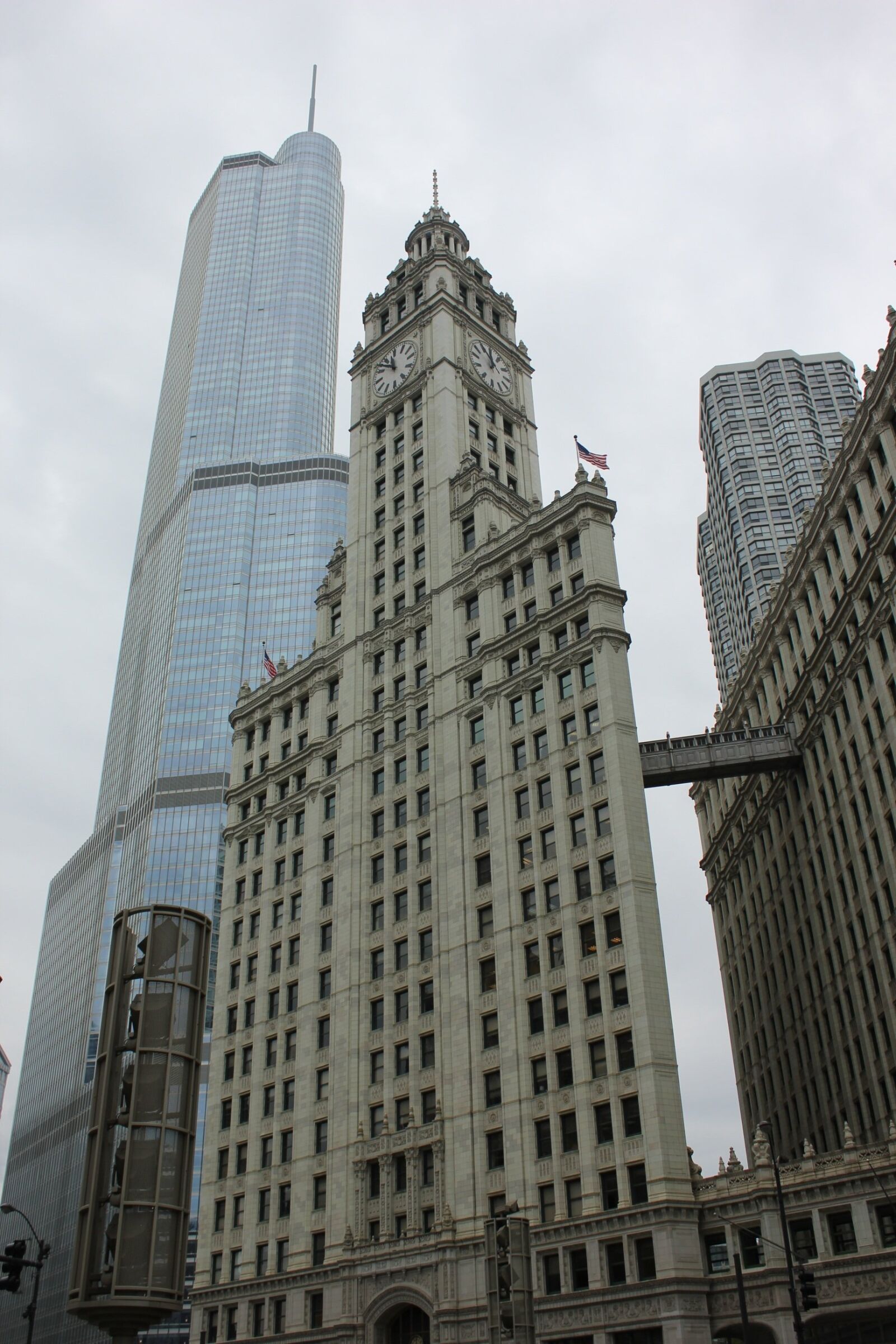 Canon EOS 550D (EOS Rebel T2i / EOS Kiss X4) sample photo. City, building, chicago photography