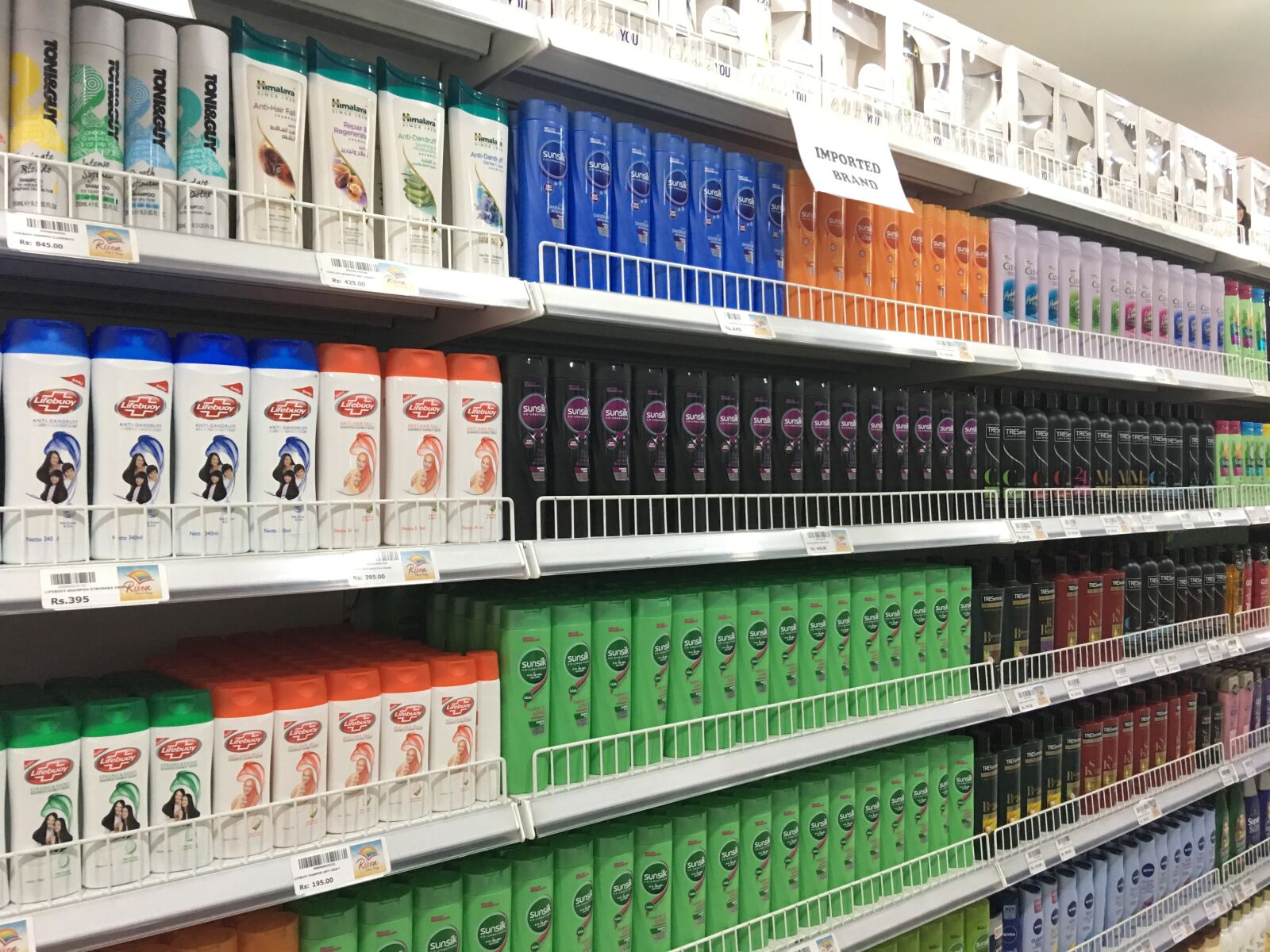 iPhone 6s Plus back camera 4.15mm f/2.2 sample photo. Brands, product line, advertisement photography