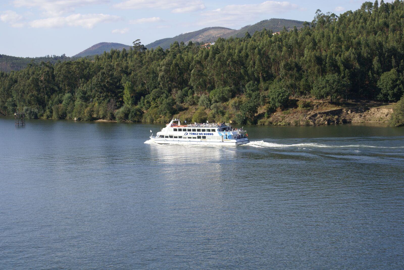 Sony Alpha DSLR-A100 sample photo. Landscape, river douro, portugal photography