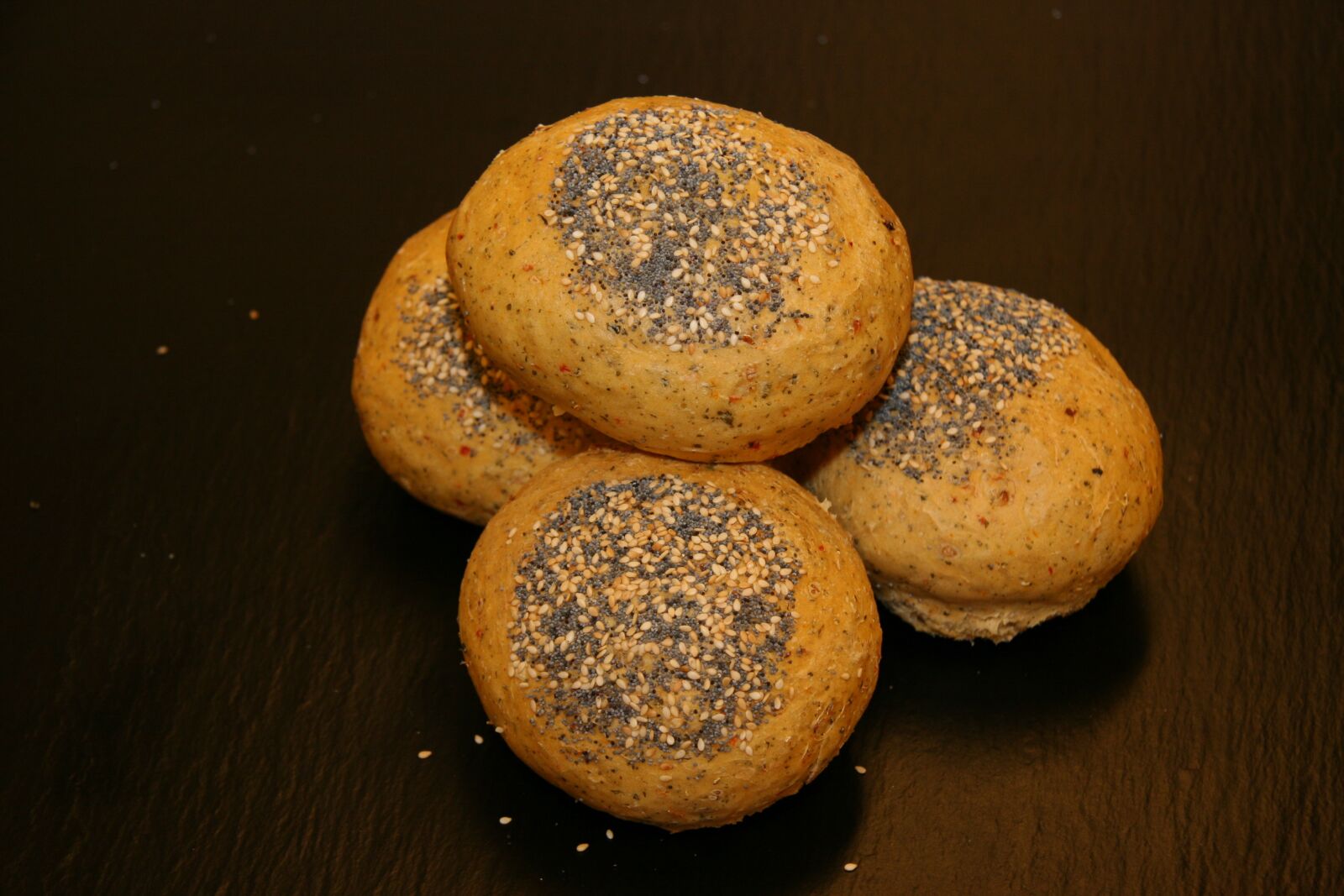 Canon EOS 20D sample photo. Breakfast bread, buns, baked photography