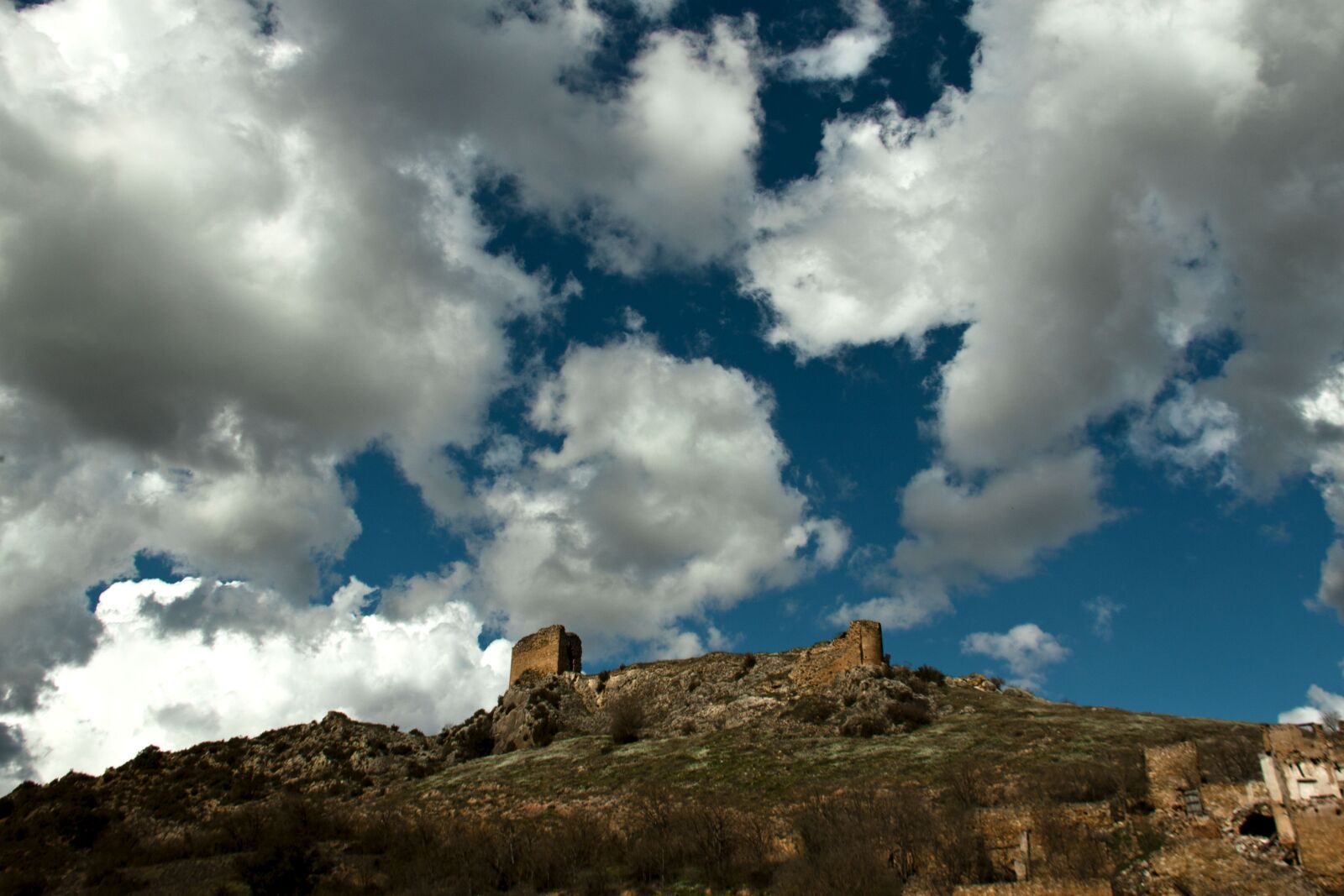 Canon EOS 500D (EOS Rebel T1i / EOS Kiss X3) sample photo. Panoramic, mountain, sky photography