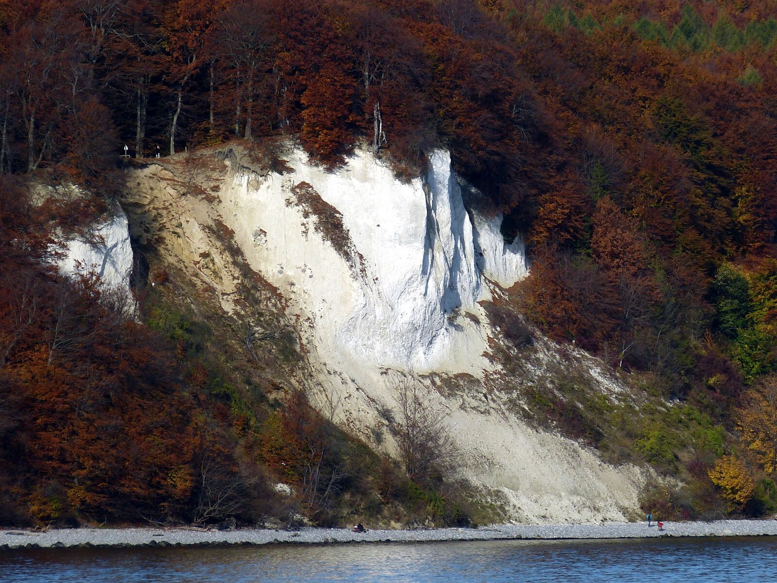 Panasonic Lumix DMC-FZ150 sample photo. R gen, white cliffs photography