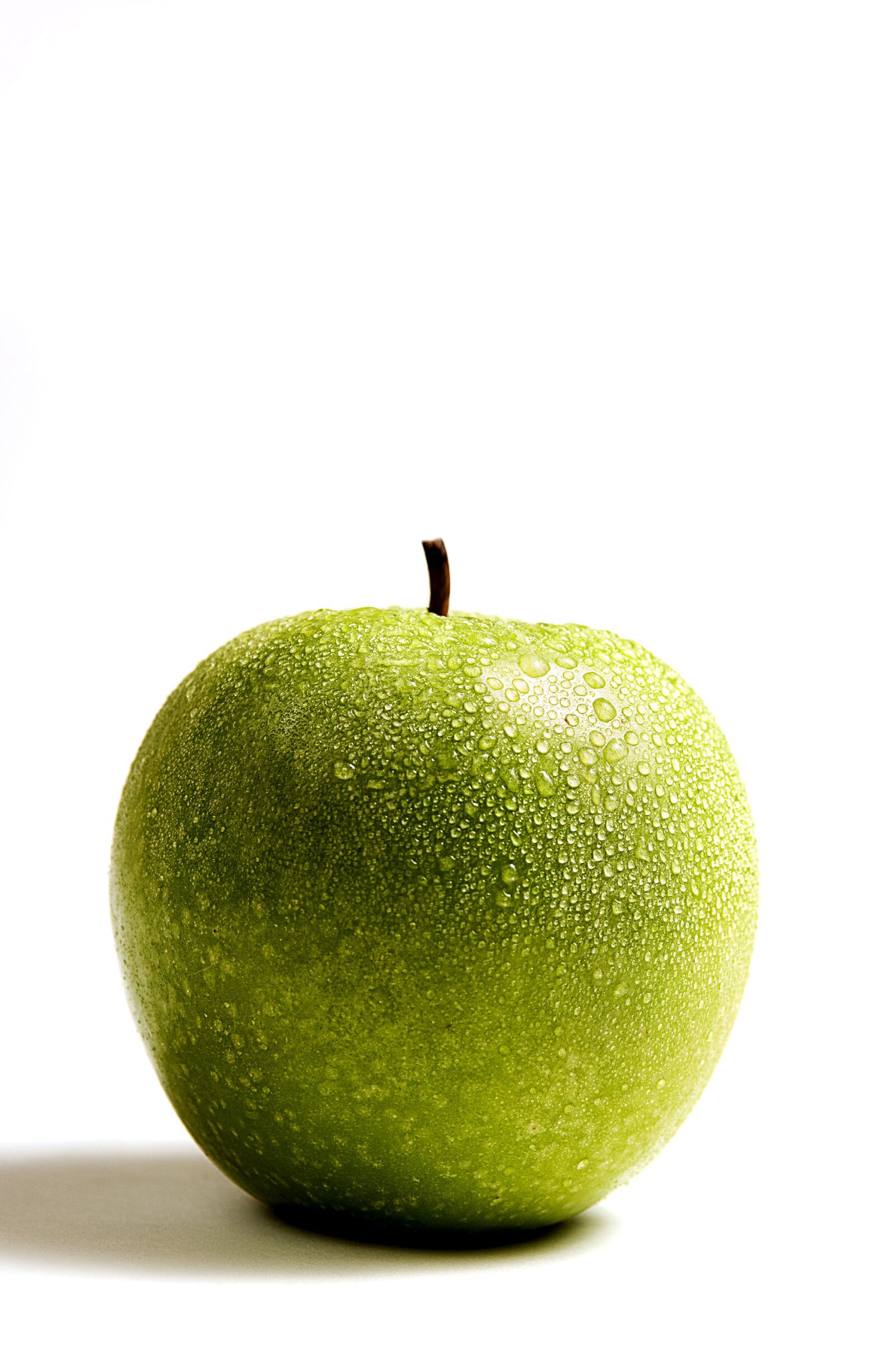 Nikon D300 sample photo. Bright green, granny smith photography