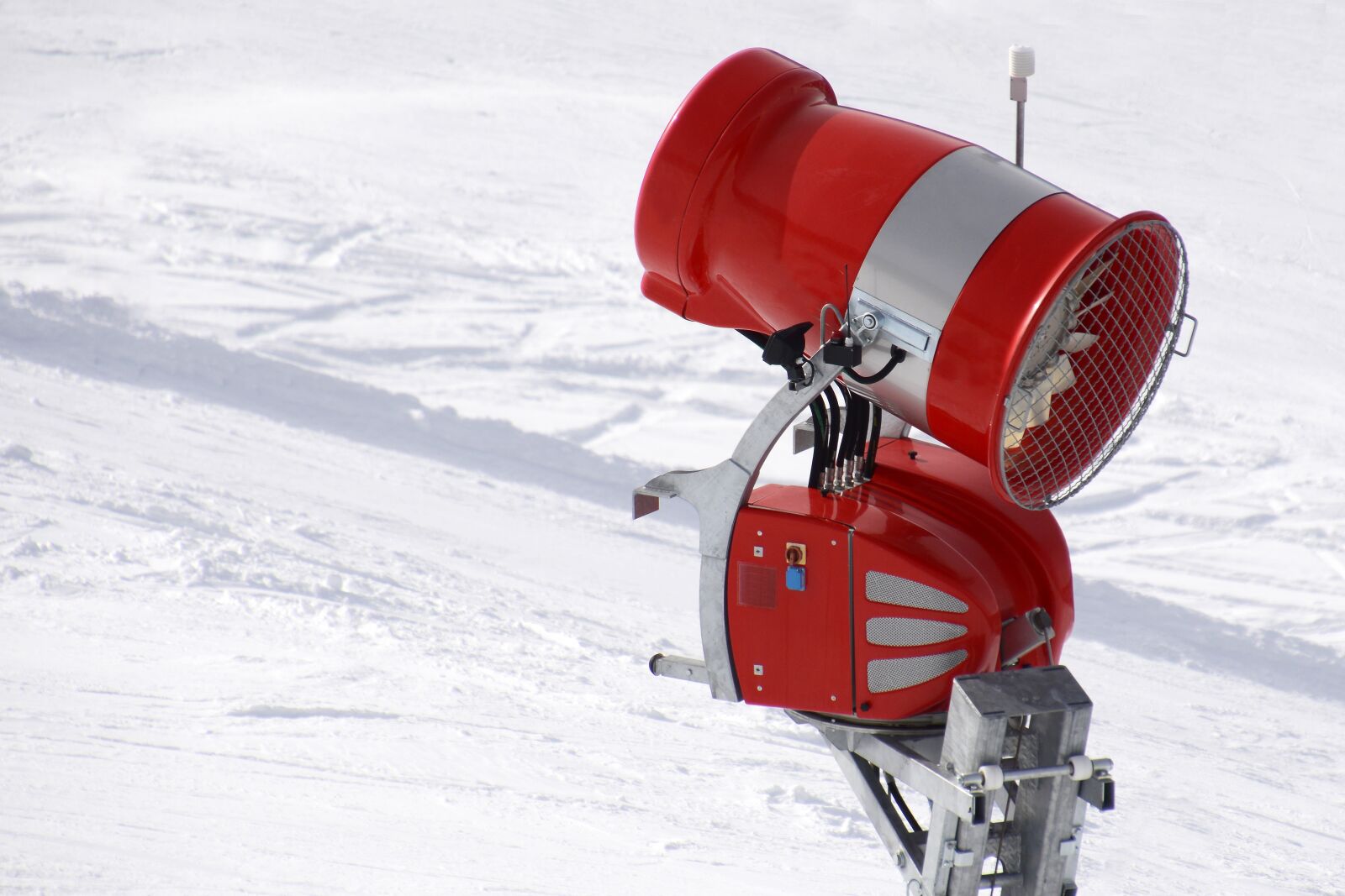 Nikon D7100 sample photo. Snow cannon, cover with photography