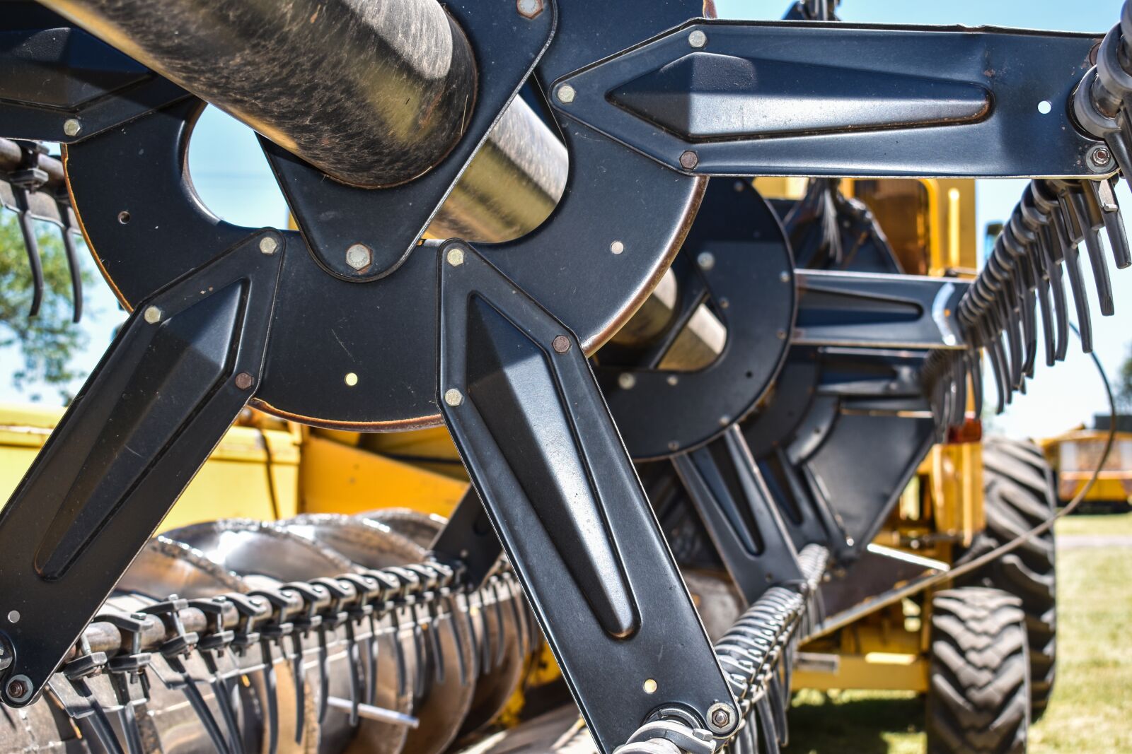 Nikon D5500 sample photo. Steel, machine, team photography
