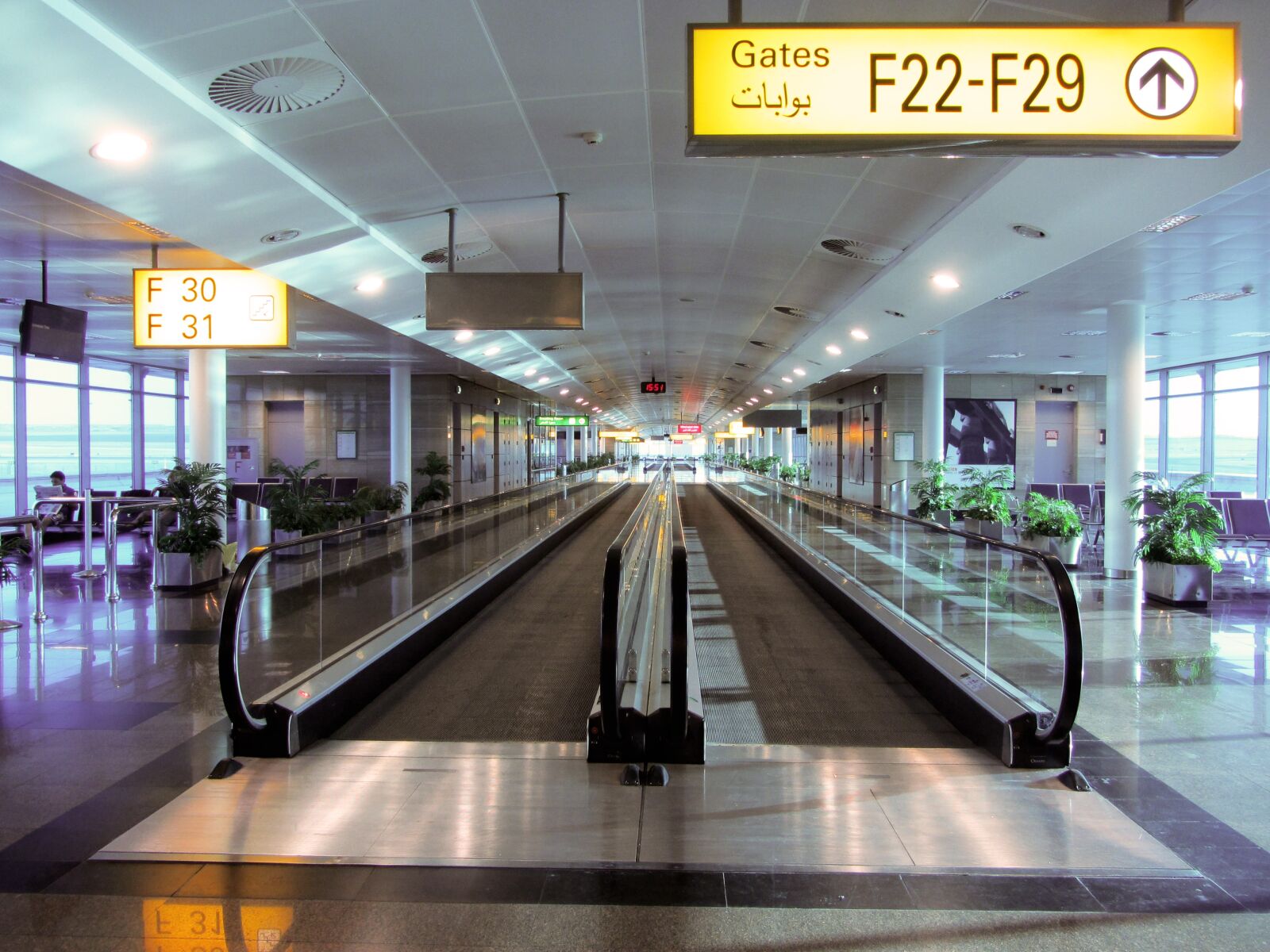 Canon PowerShot SX220 HS sample photo. Airport, facilities, plane photography
