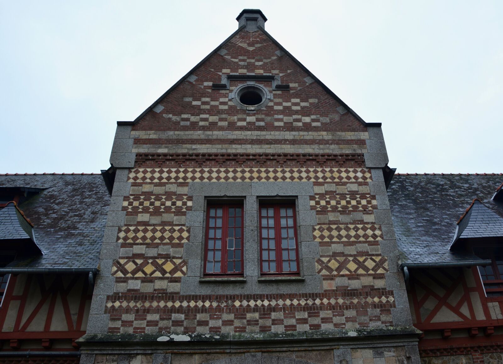 Nikon D5200 sample photo. House, facade, decorated fa photography