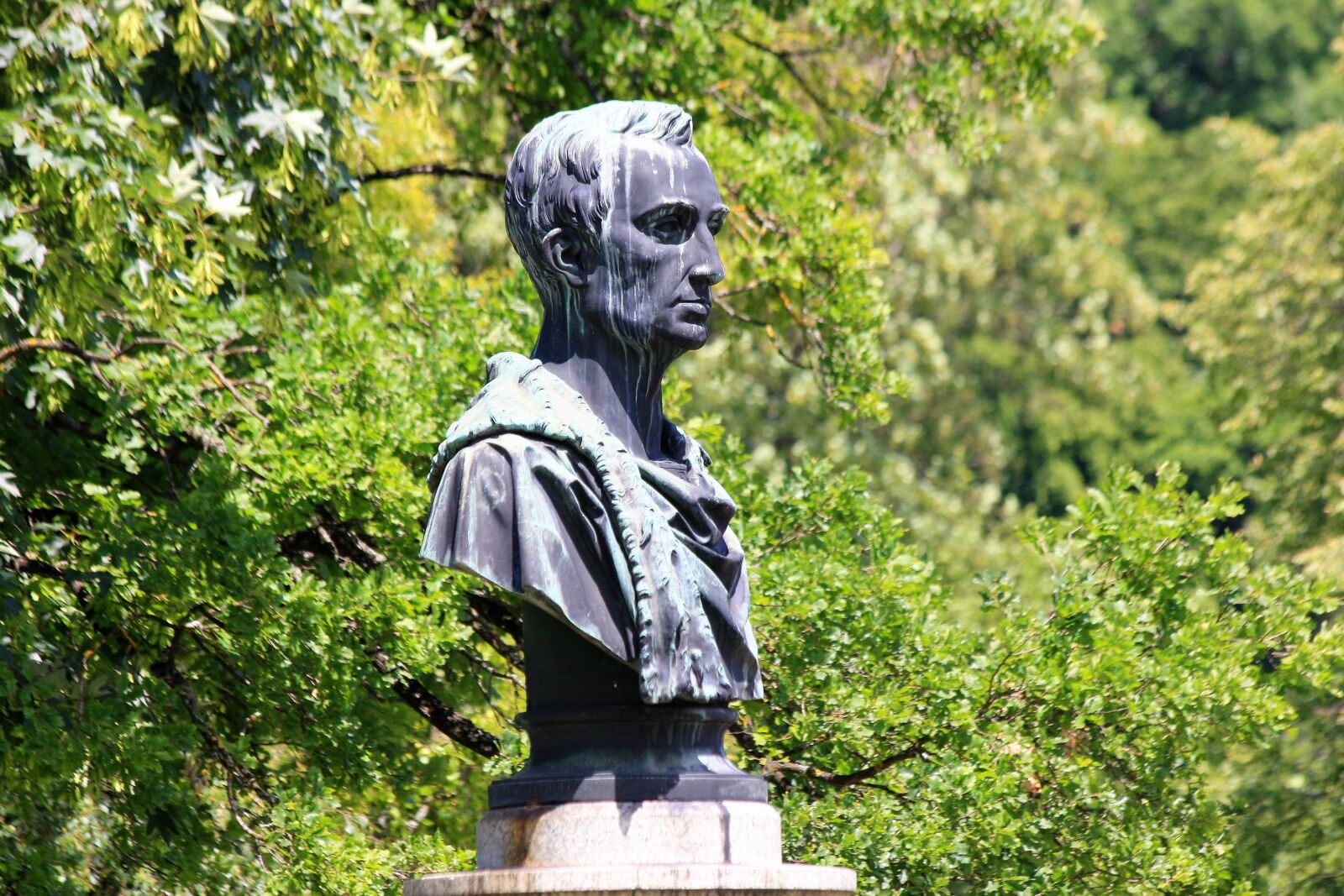 Canon EOS 40D sample photo. Statue, sculpture, nature photography