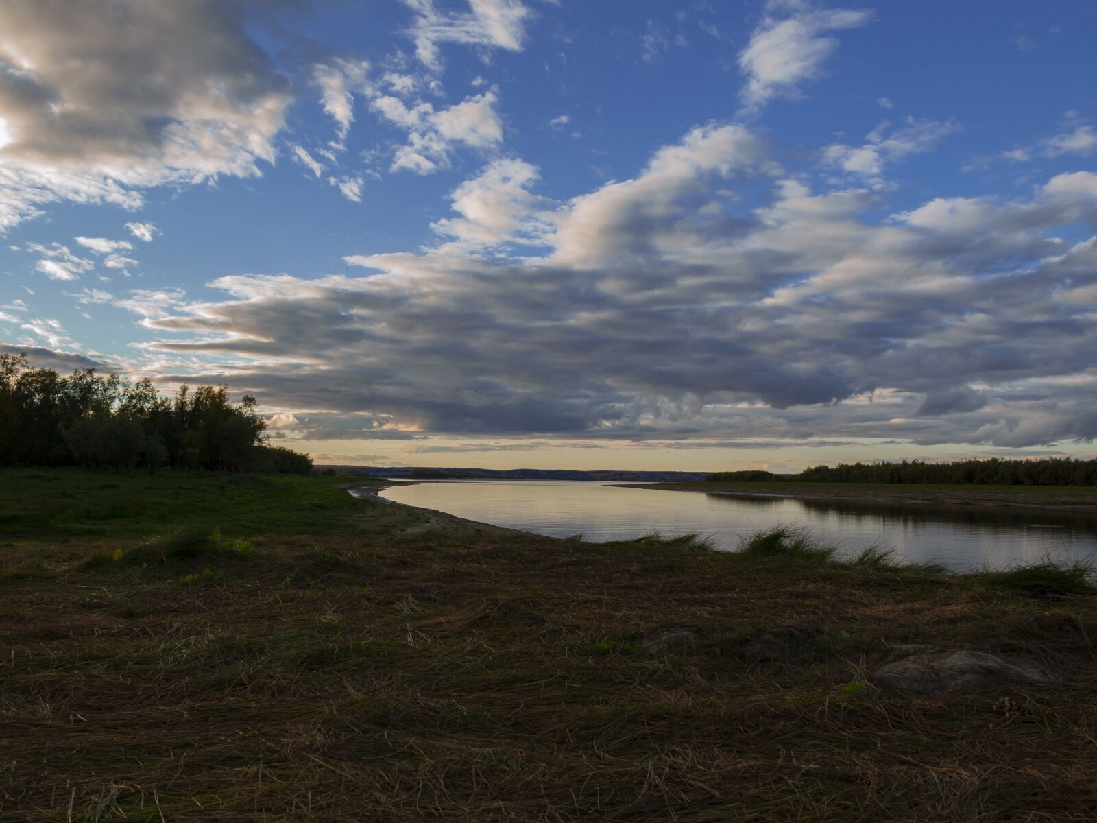 Canon EOS 70D sample photo. River, grass, sky photography