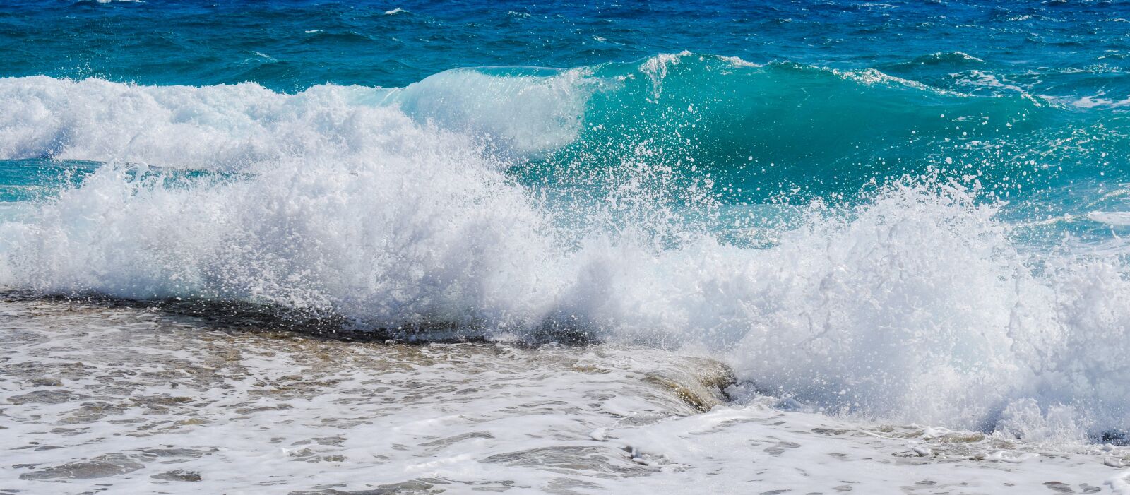 Nikon D3300 sample photo. Wave, smashing, foam photography
