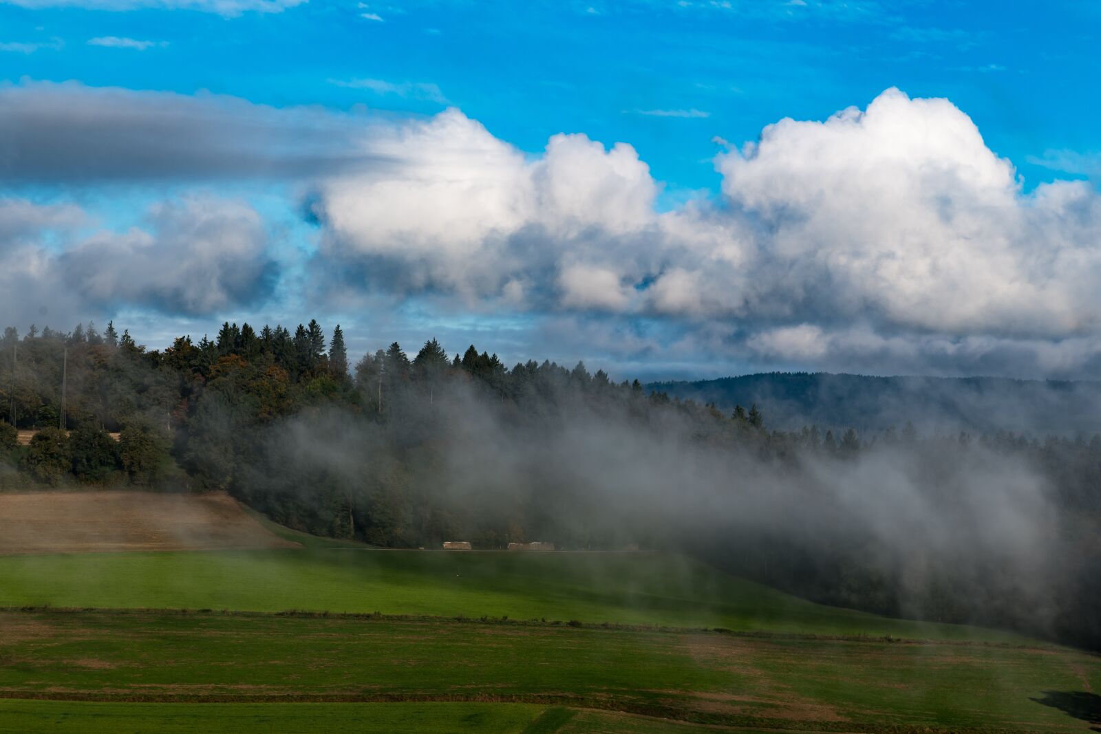 Nikon D850 sample photo. Clouds, sky, blue photography